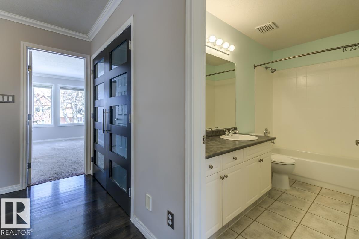 10519 87 AV NW, Edmonton