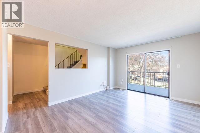 #42 1469 Springhill Drive - 15