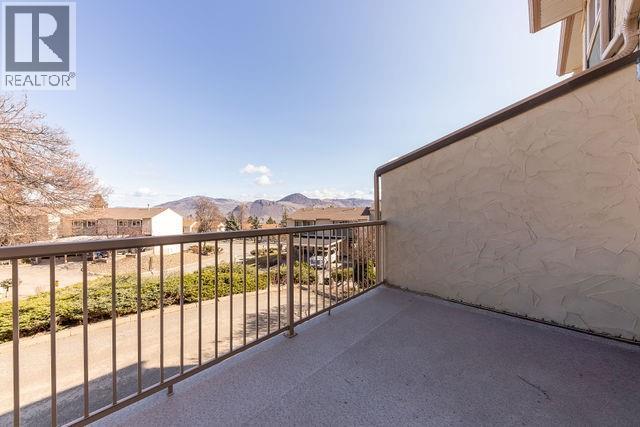 #42 1469 Springhill Drive - 8