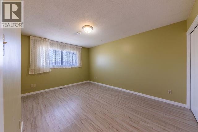 #42 1469 Springhill Drive - 17