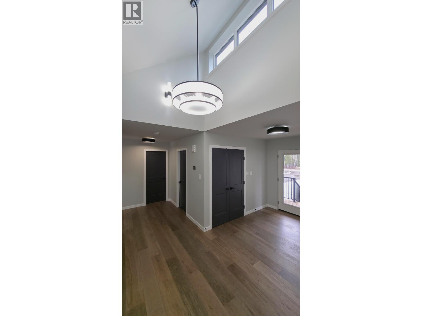 7960 SUTLEY ROAD - 27