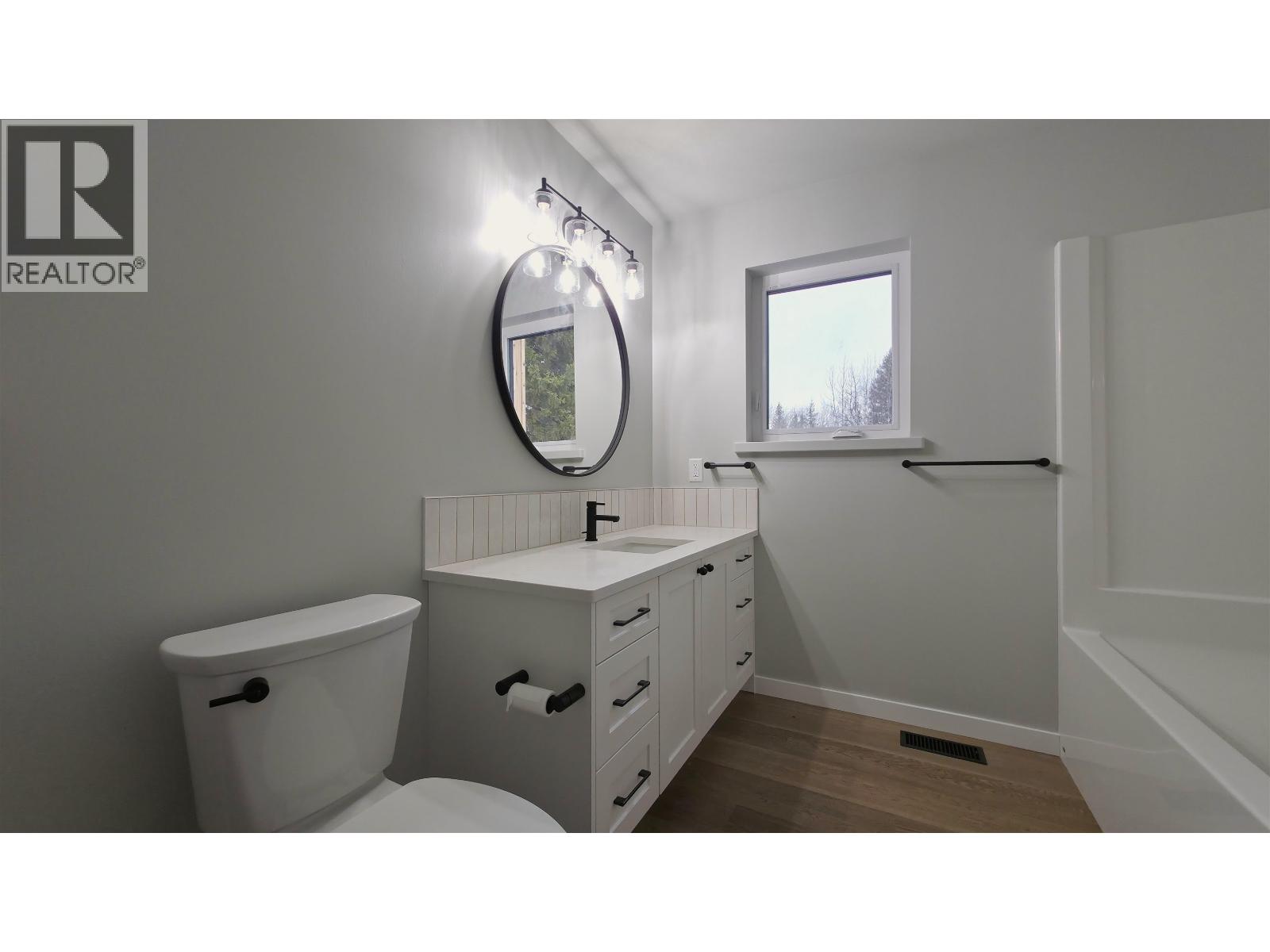 7960 SUTLEY ROAD - 20