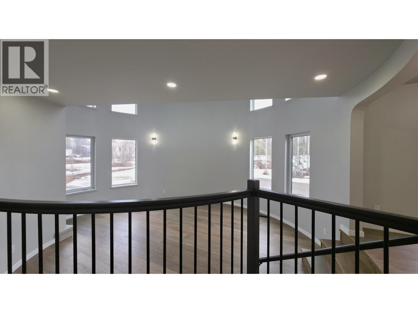 7960 SUTLEY ROAD - 10