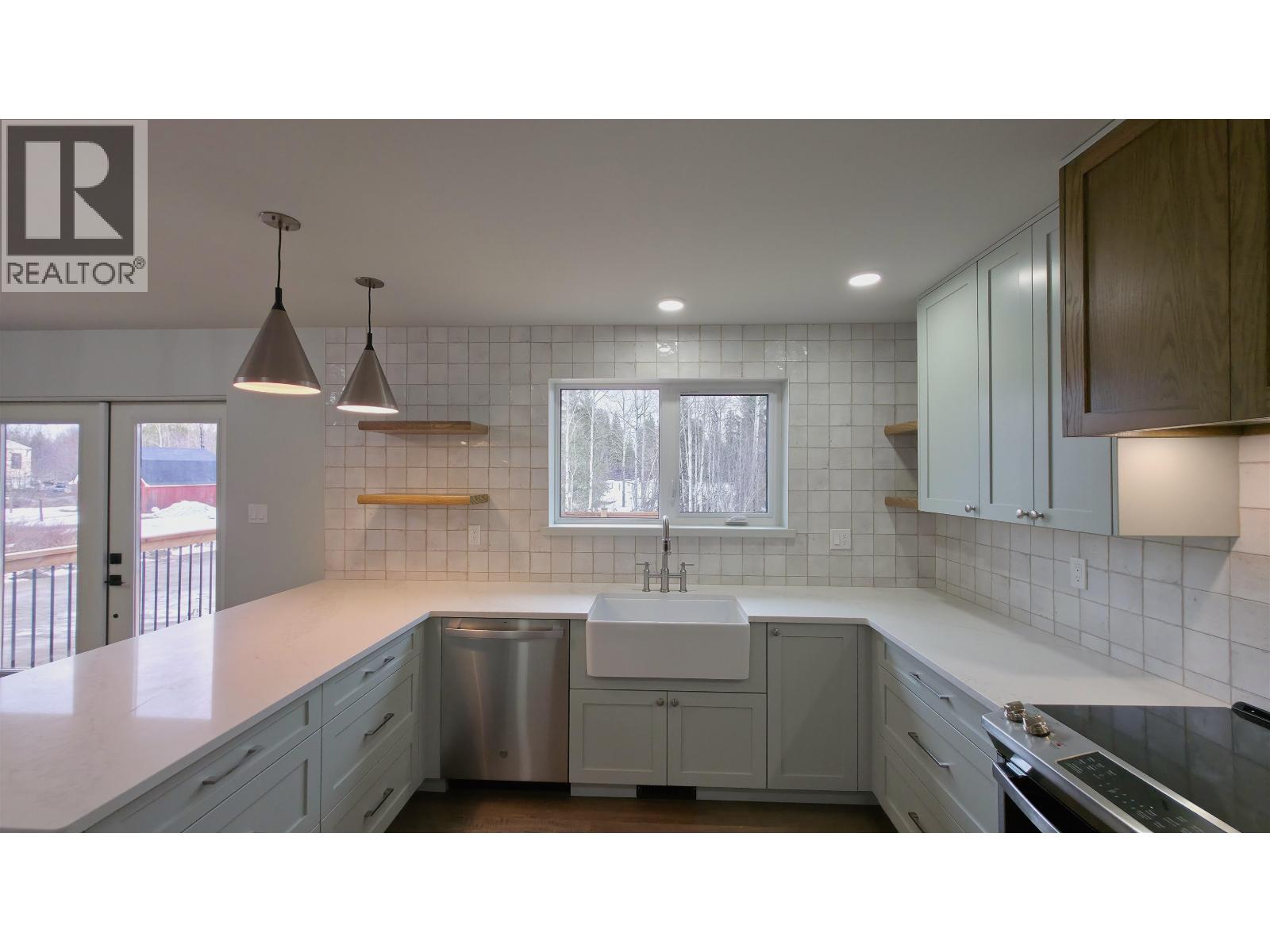 7960 SUTLEY ROAD - 2