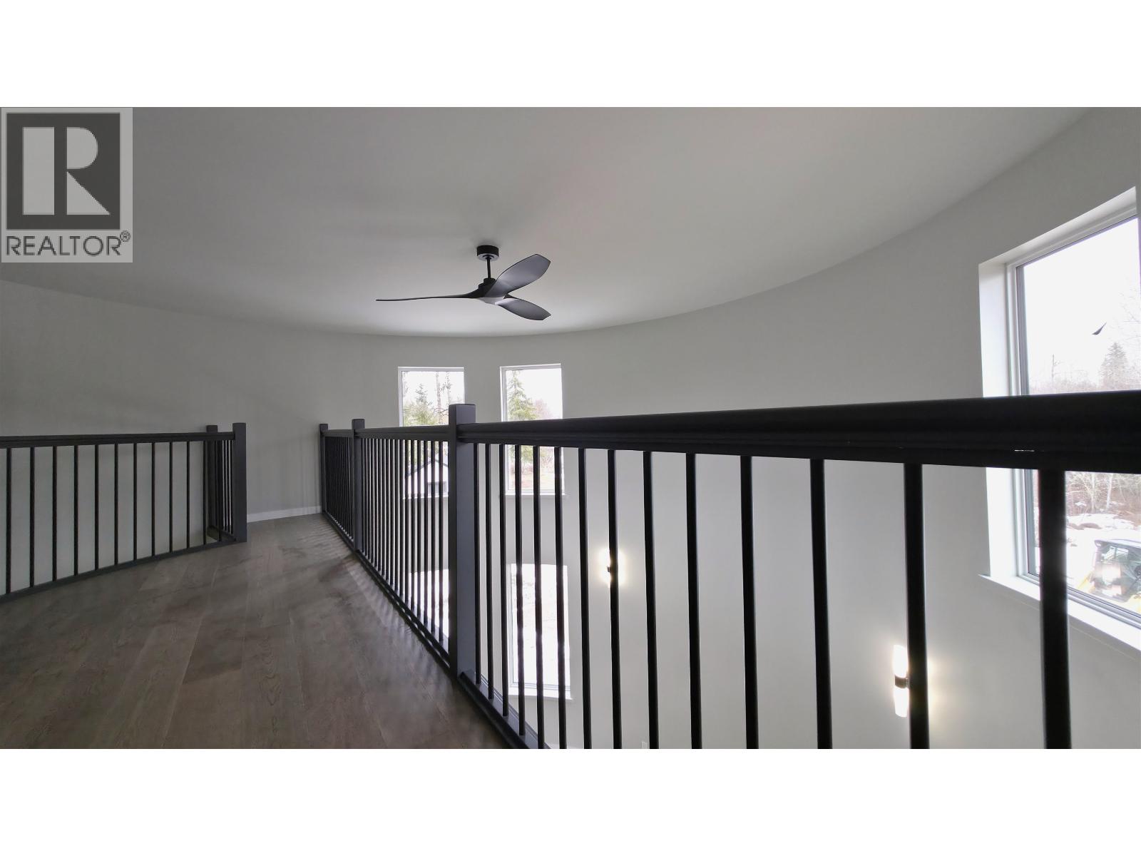 7960 SUTLEY ROAD - 11