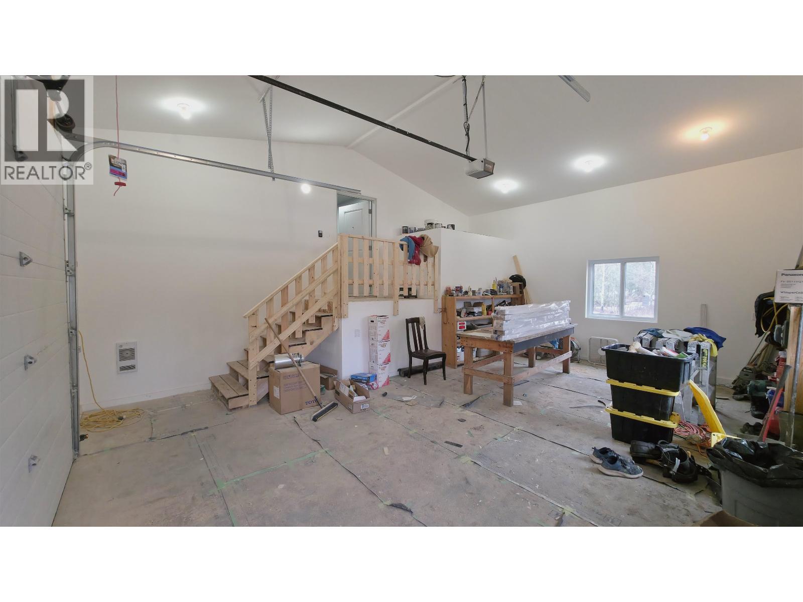 7960 SUTLEY ROAD - 40