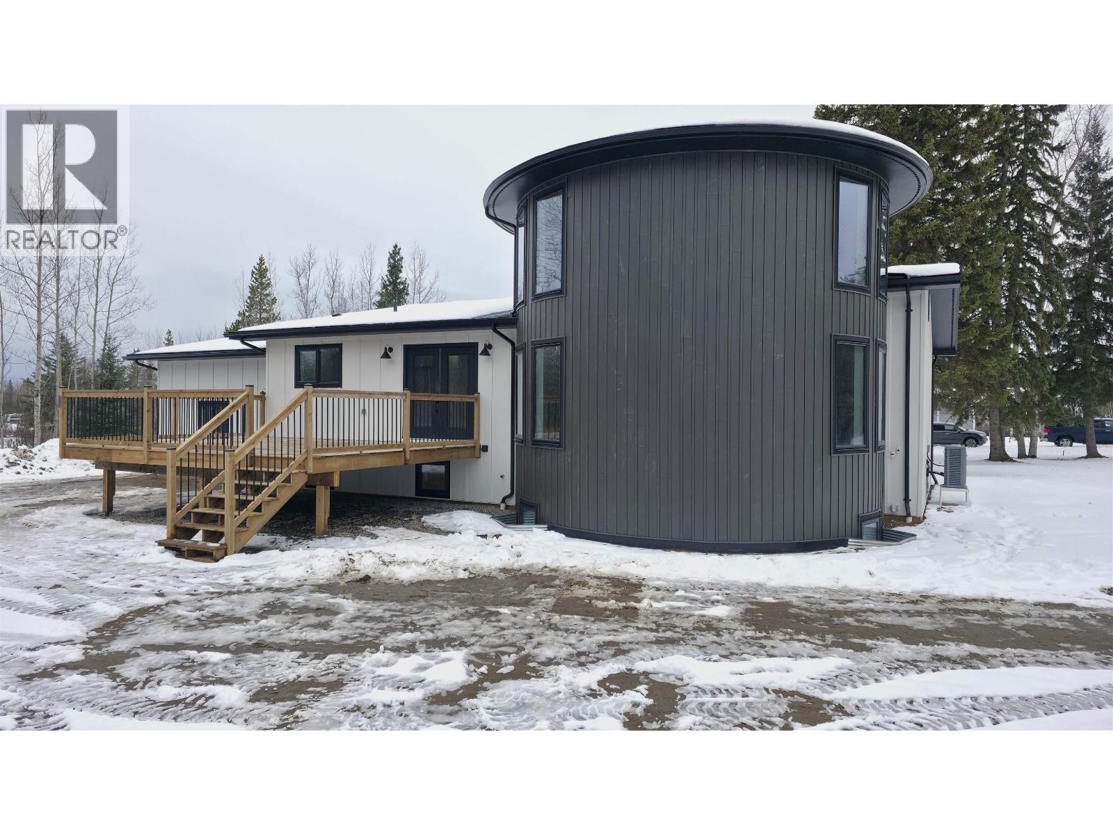 7960 SUTLEY ROAD - 35