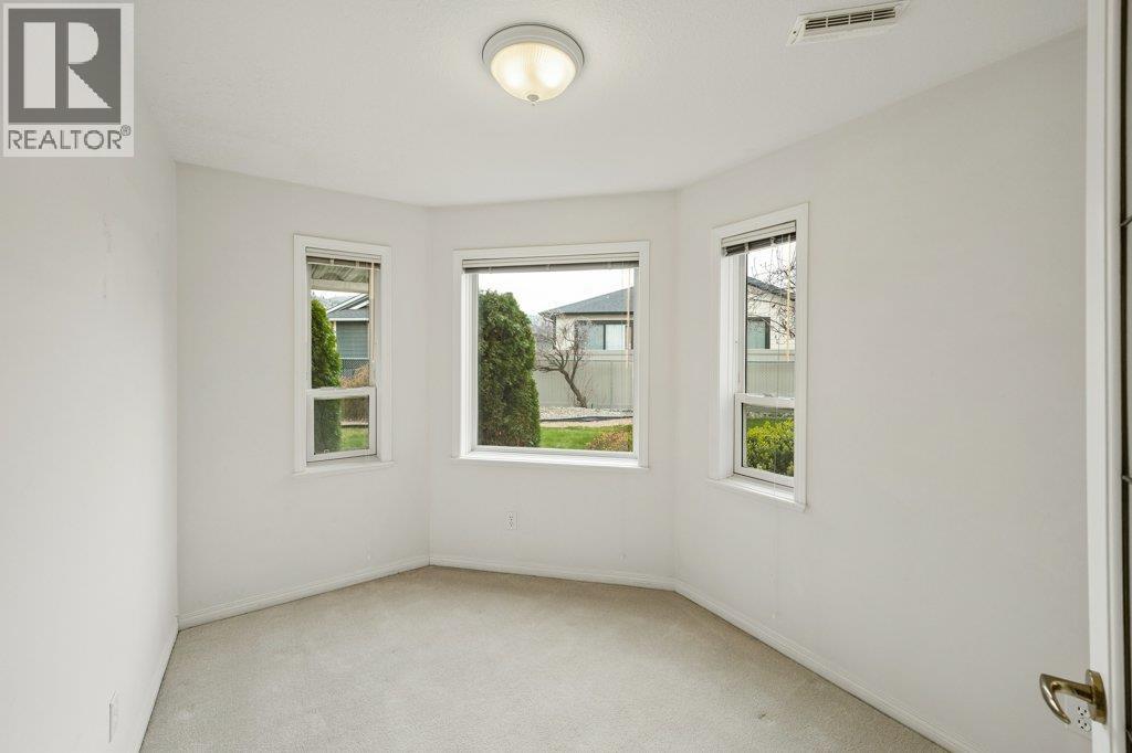 6514 Meadows Drive Unit# 4, Oliver