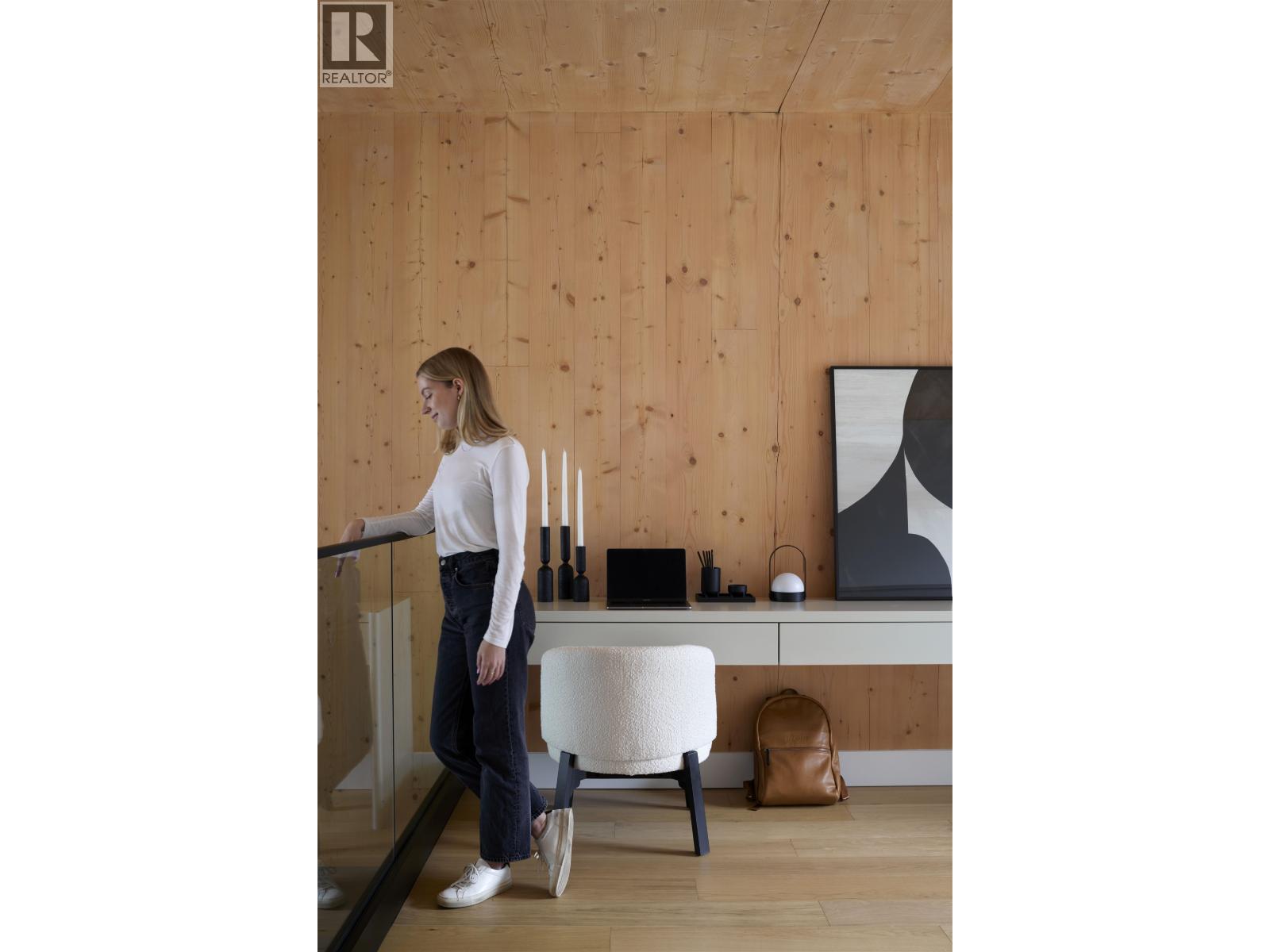 505 310 SALTER STREET, New Westminster