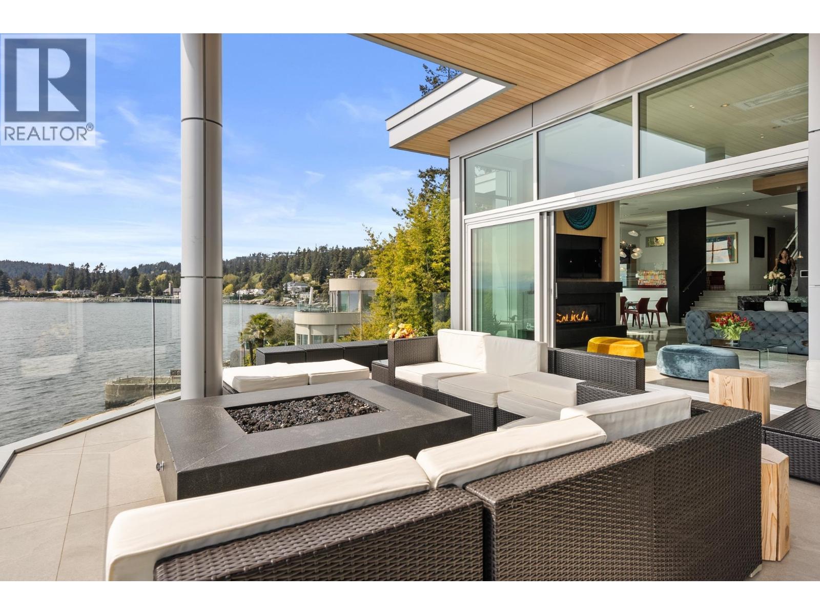 3906 MARINE DRIVE, West Vancouver