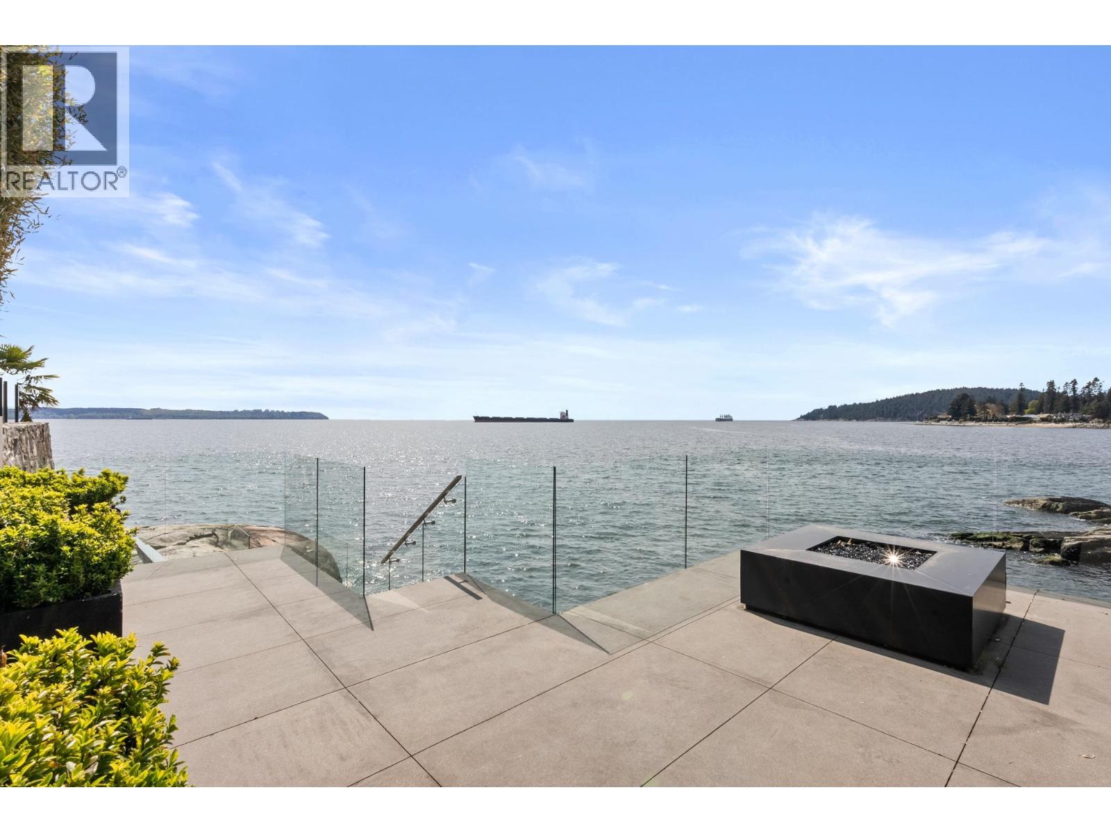 3906 MARINE DRIVE, West Vancouver