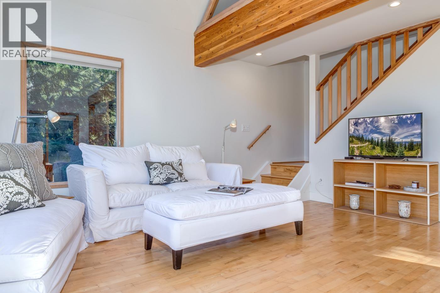 2748 COYOTE PLACE, Whistler