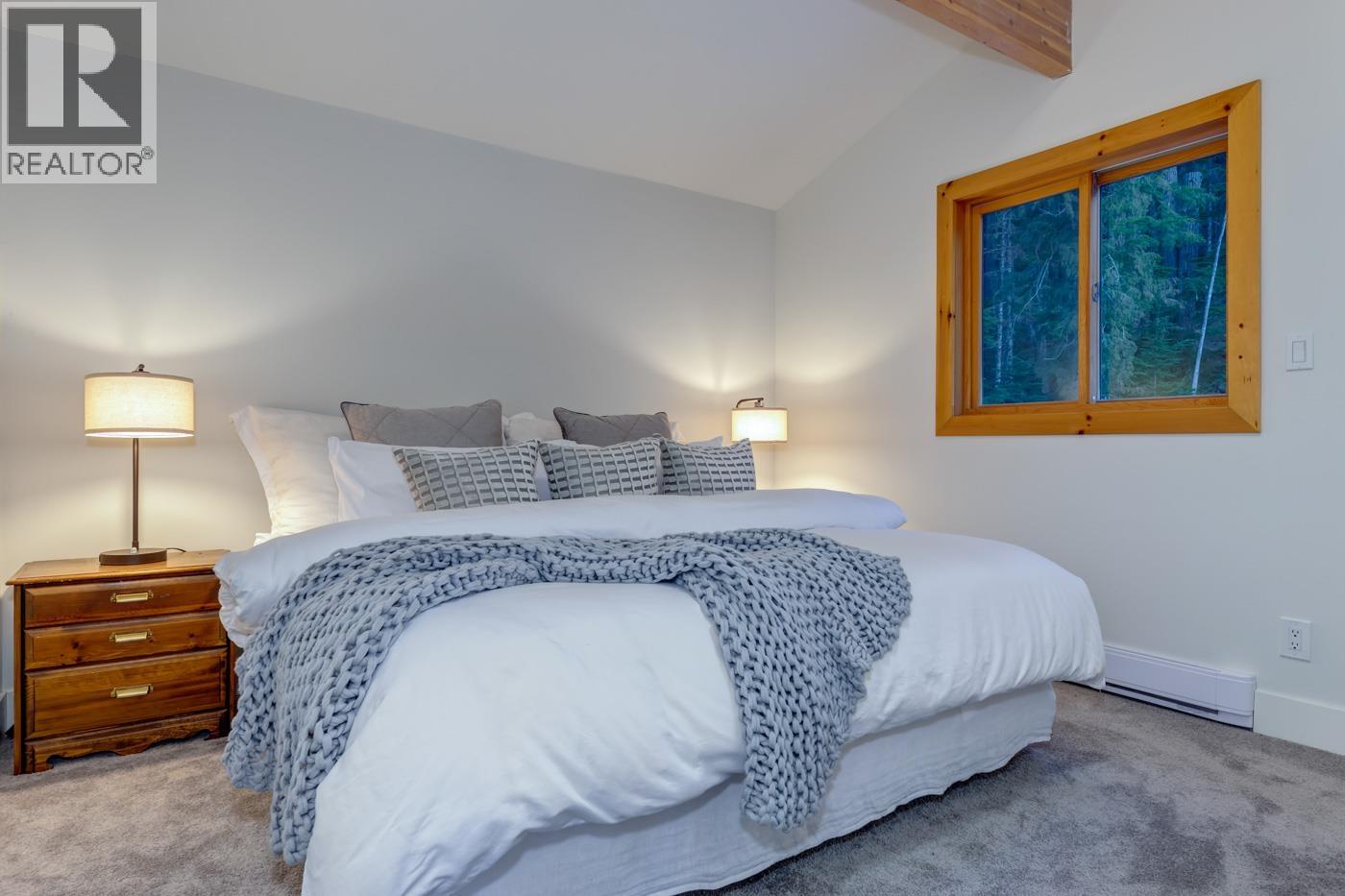 2748 COYOTE PLACE, Whistler