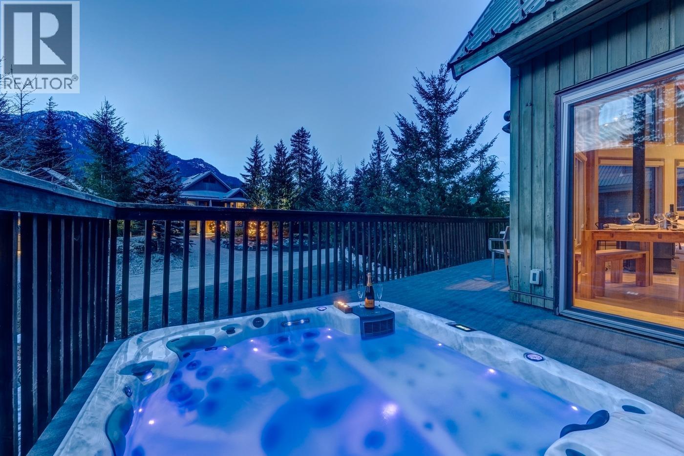 2748 COYOTE PLACE, Whistler
