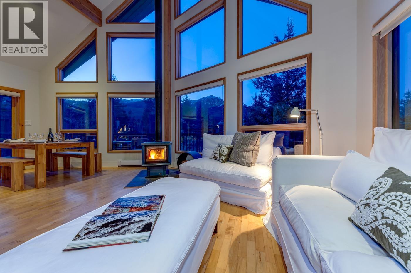 2748 COYOTE PLACE, Whistler