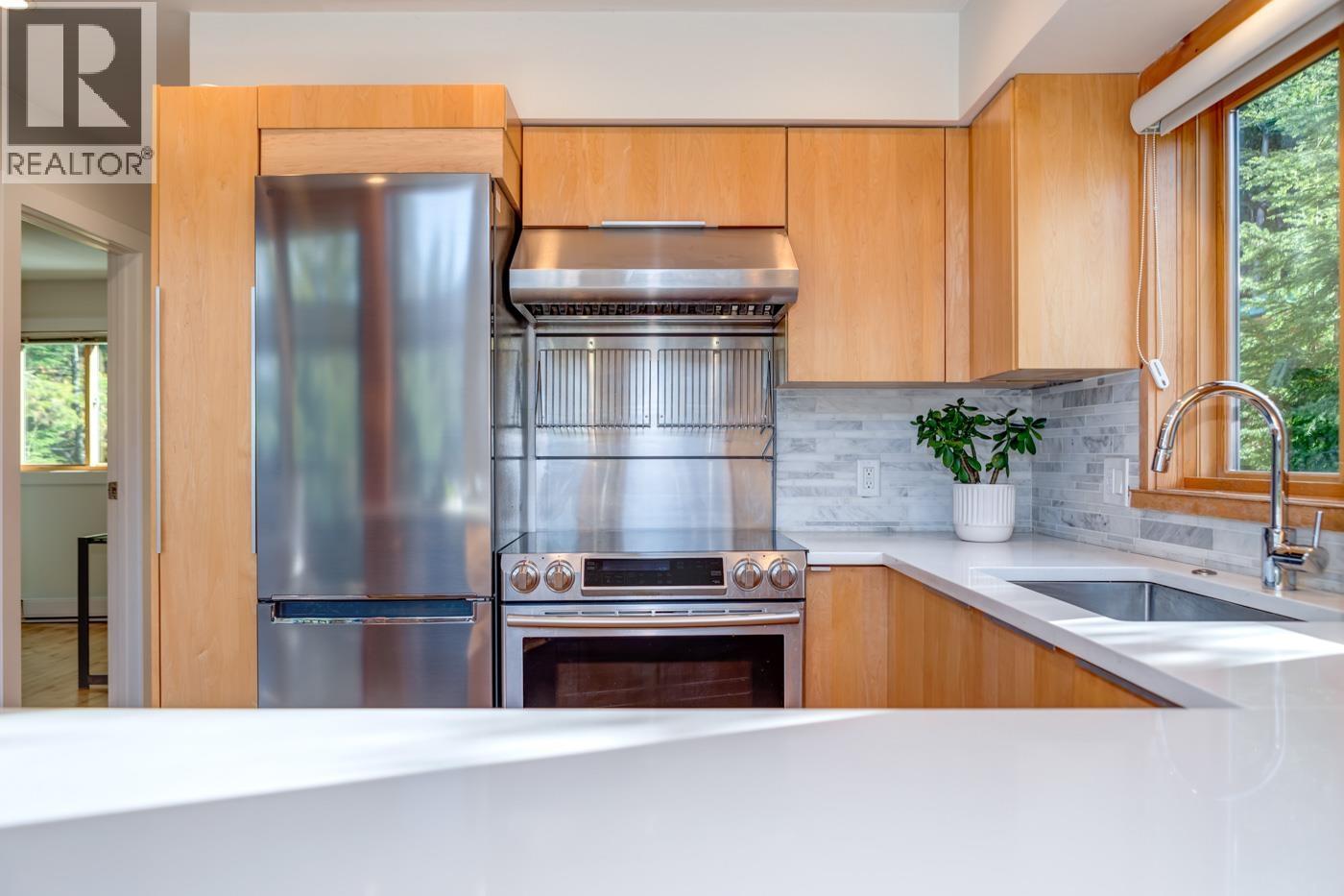 2748 COYOTE PLACE, Whistler