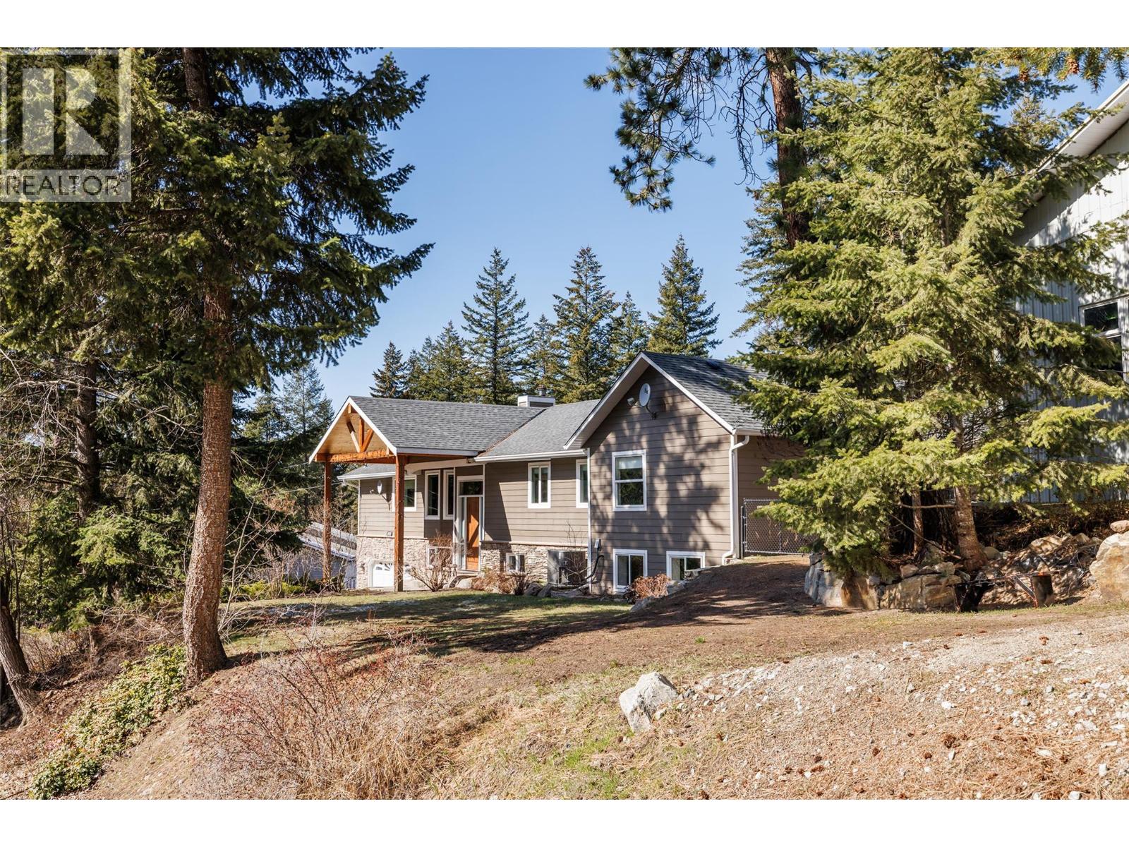  7992 Falcon Ridge Crescent, Kelowna