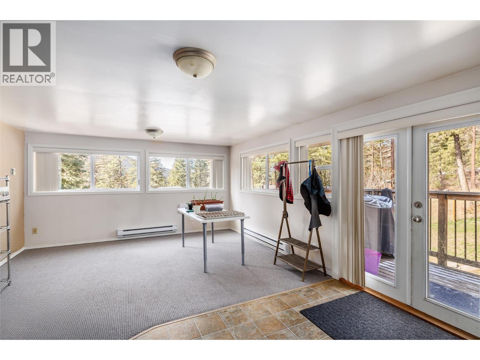  7992 Falcon Ridge Crescent, Kelowna