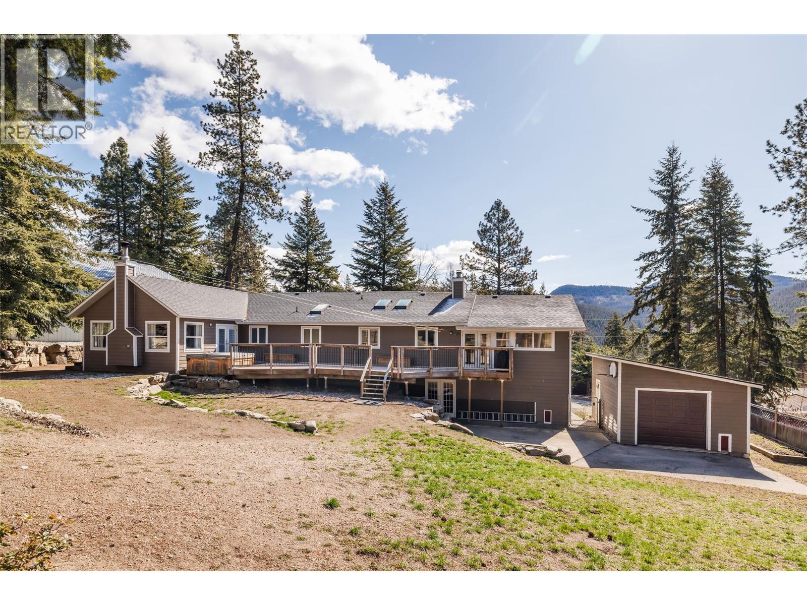  7992 Falcon Ridge Crescent, Kelowna