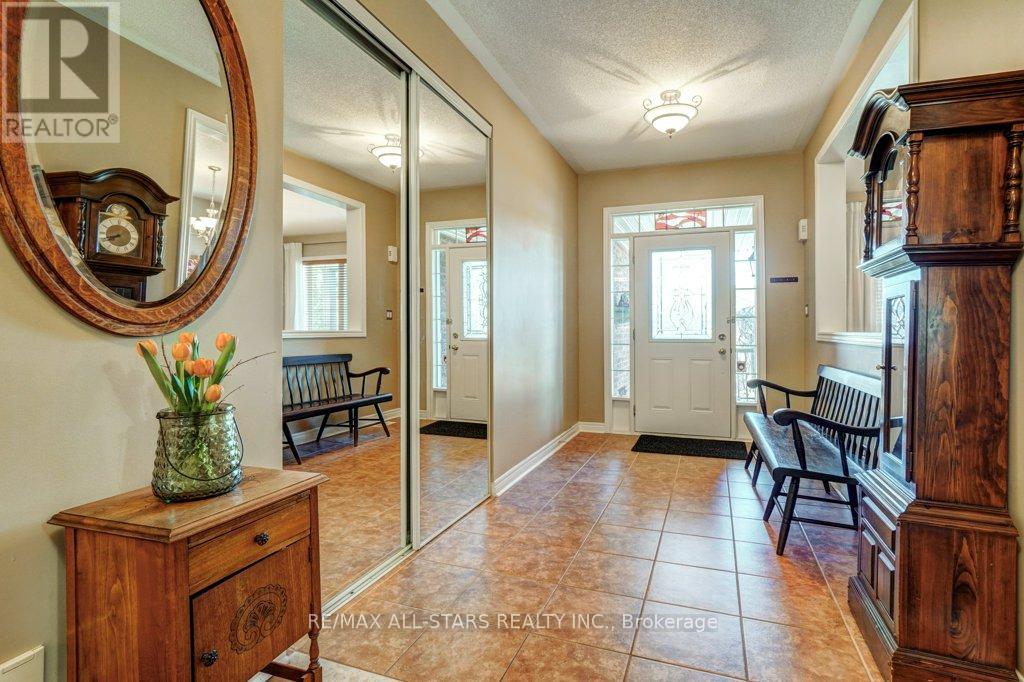 32 OAKSIDE DRIVE - 4