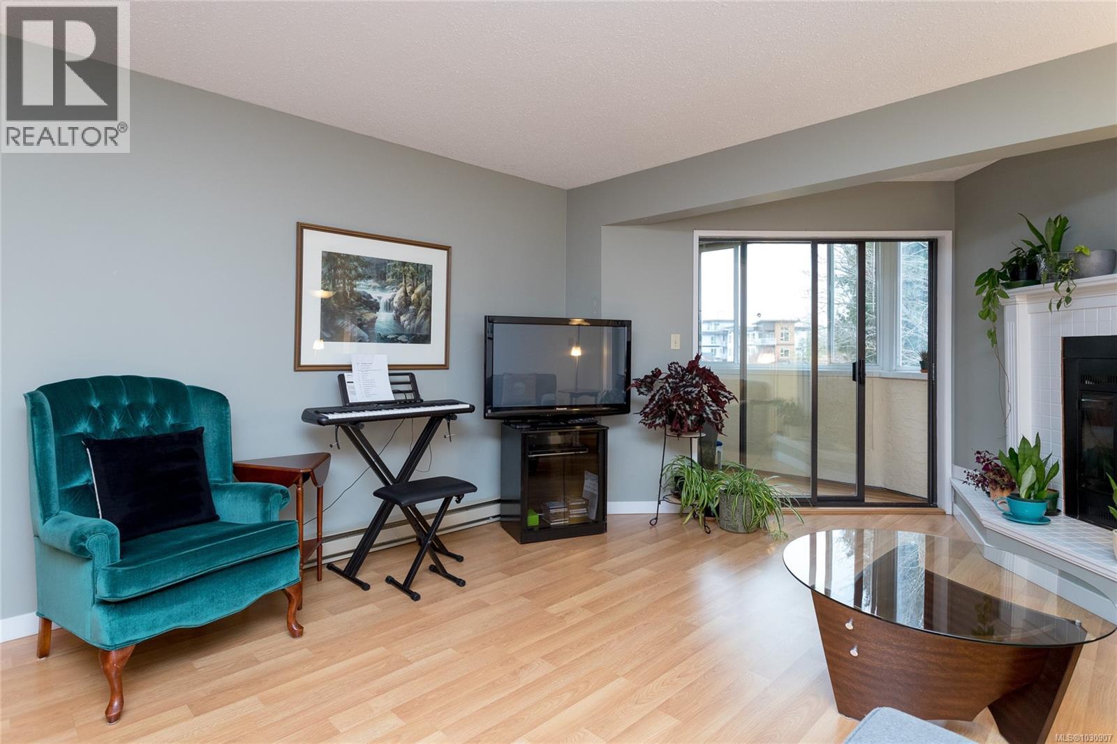 303 9900 Fifth St, Sidney