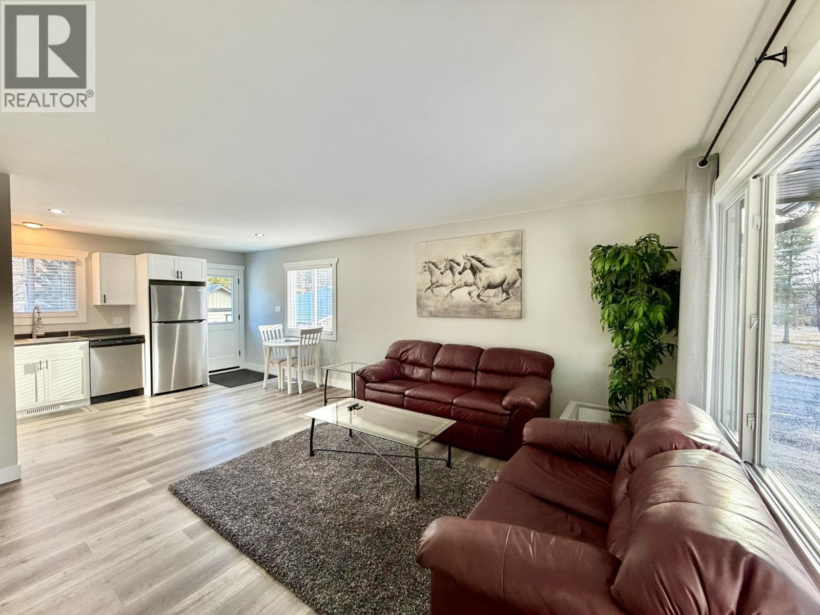 5901 HORSE LAKE ROAD, Horse Lake