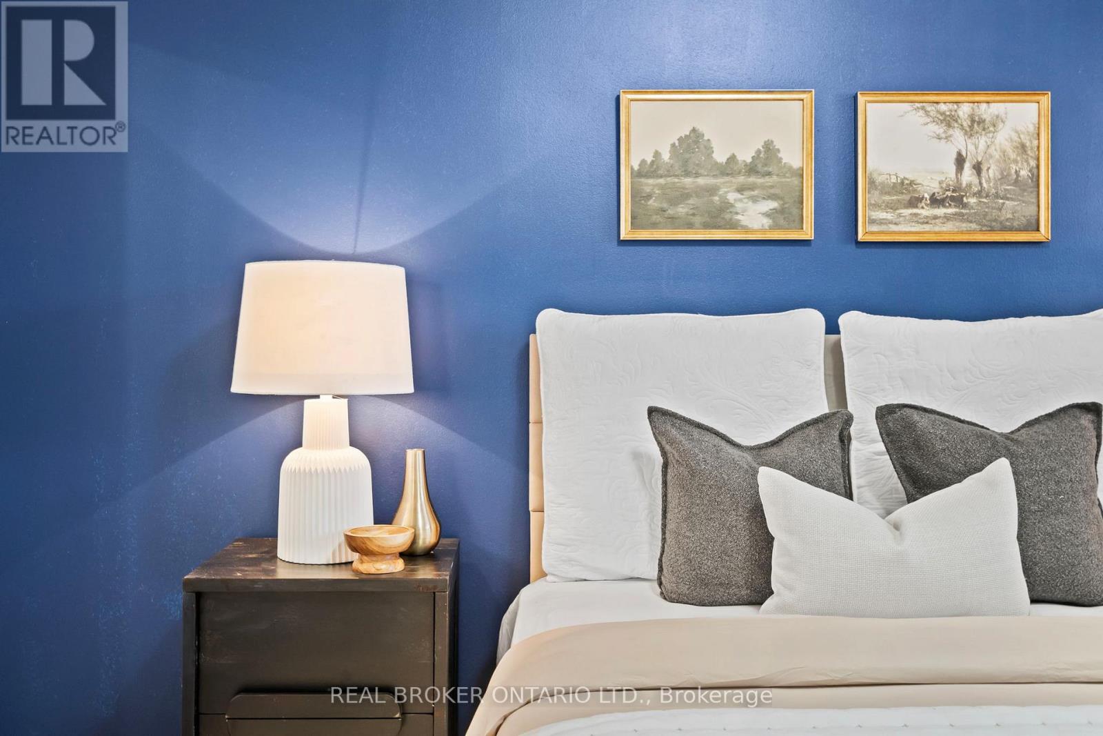 704 COULSON AVENUE - 31