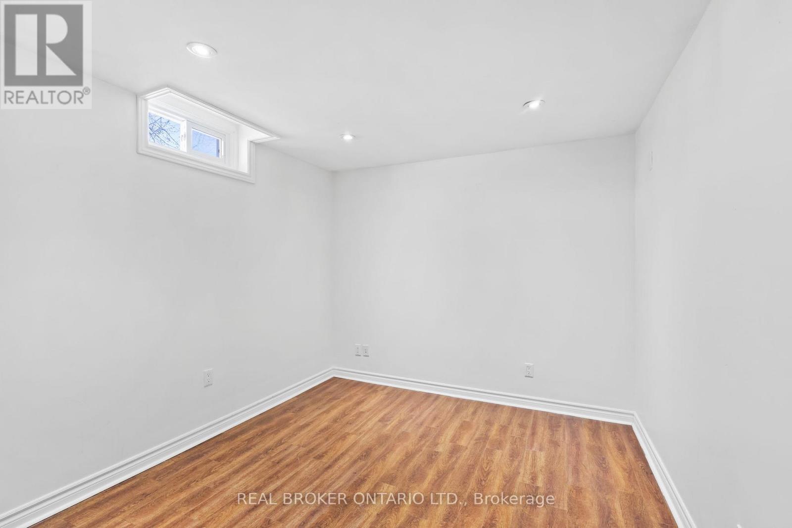 704 COULSON AVENUE - 38