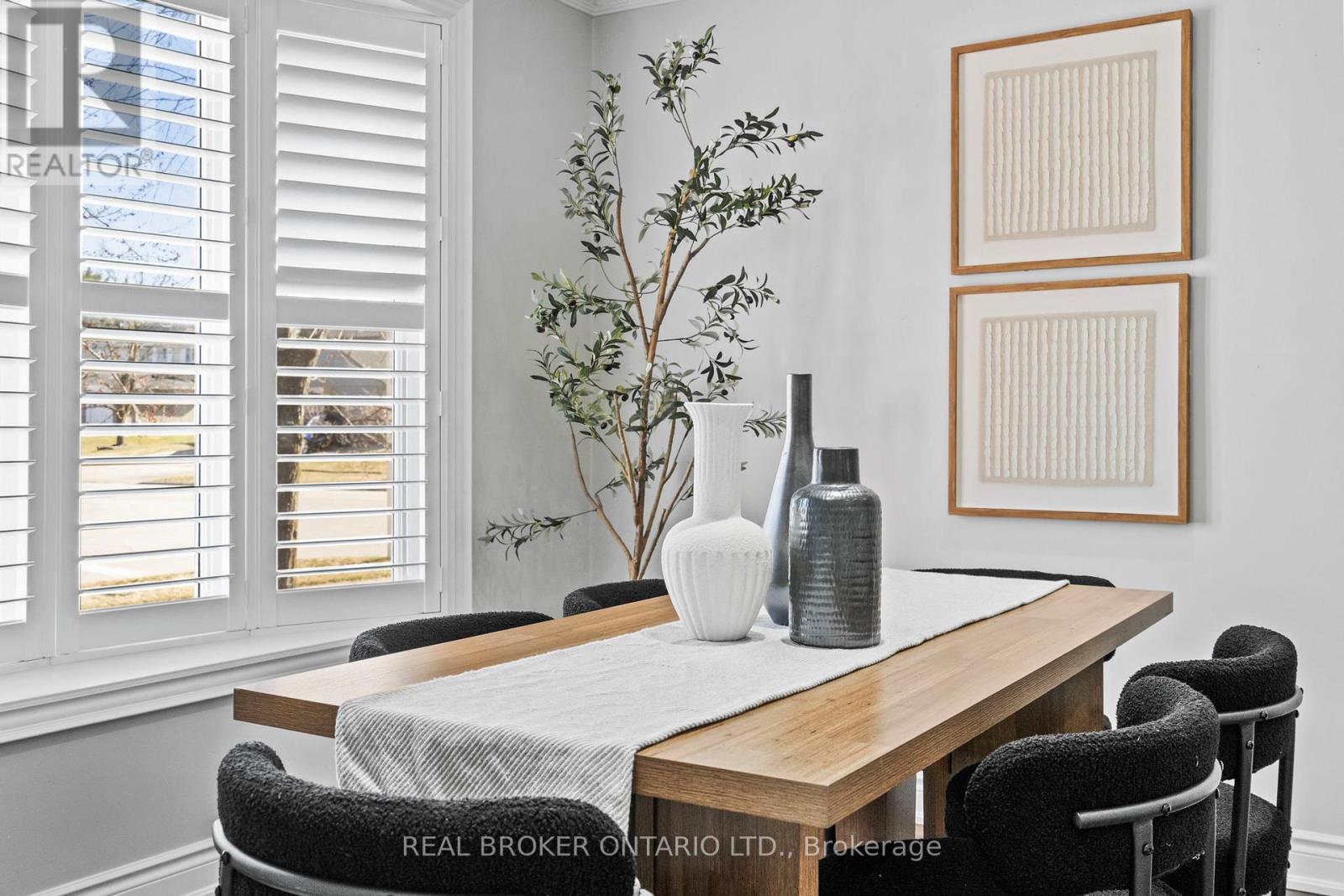 704 COULSON AVENUE - 6