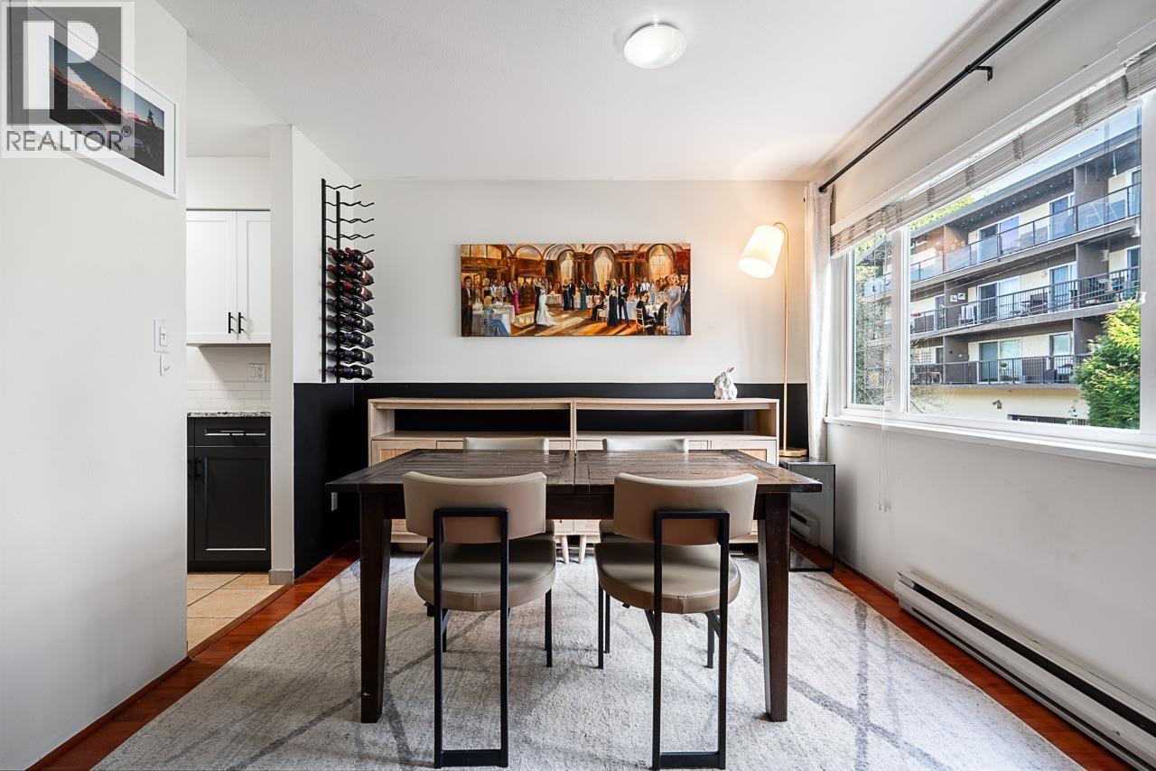 202 320 W 2ND STREET, North Vancouver