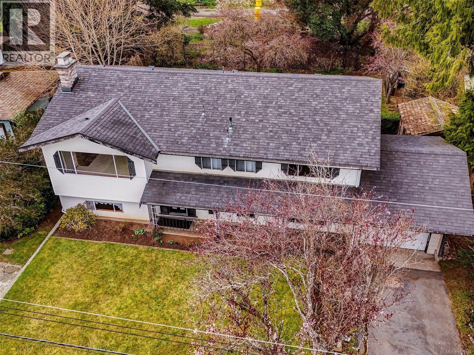 2876 Acacia Dr, Colwood