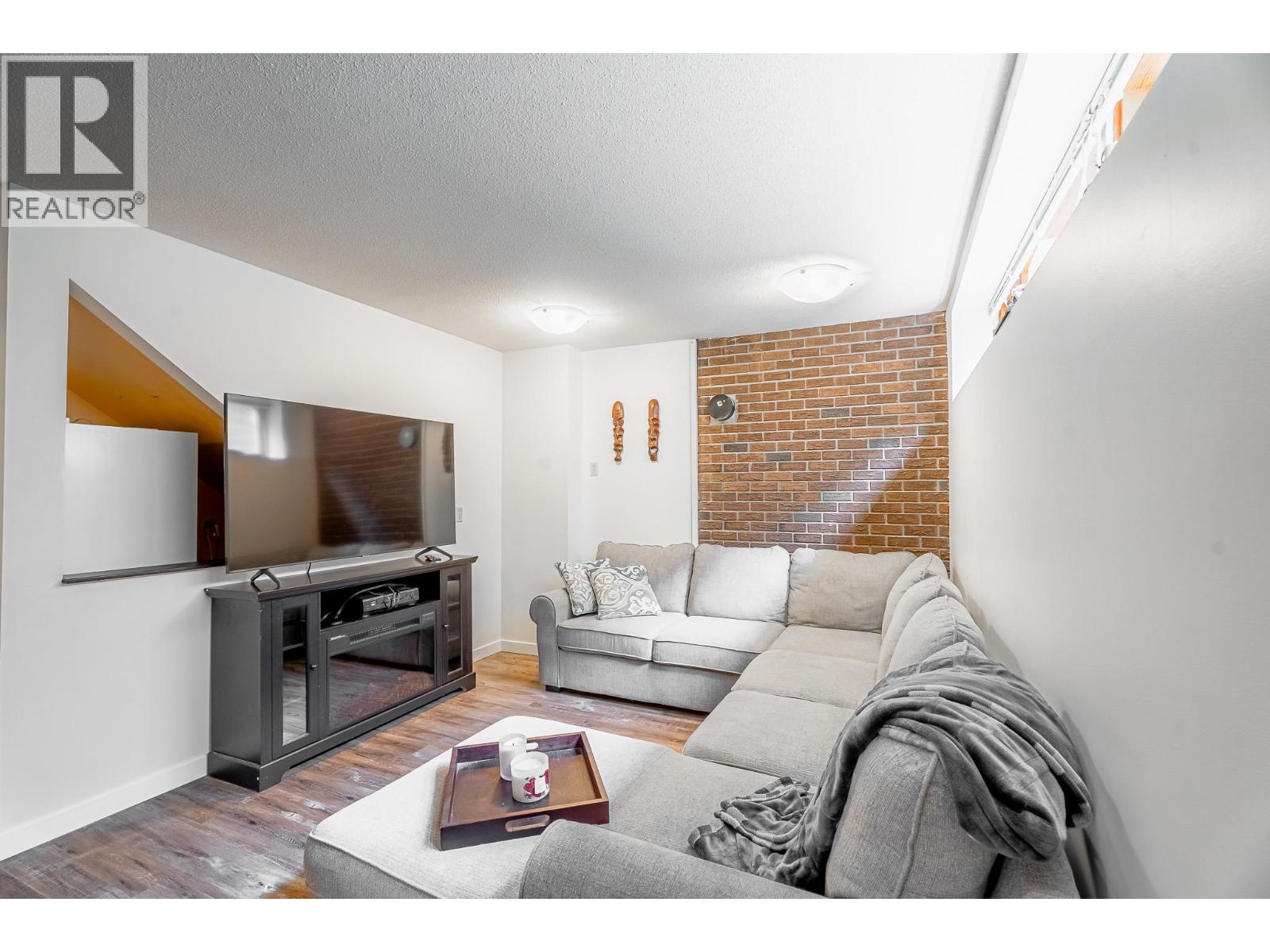 913 HUNTLEIGH Crescent, Kamloops