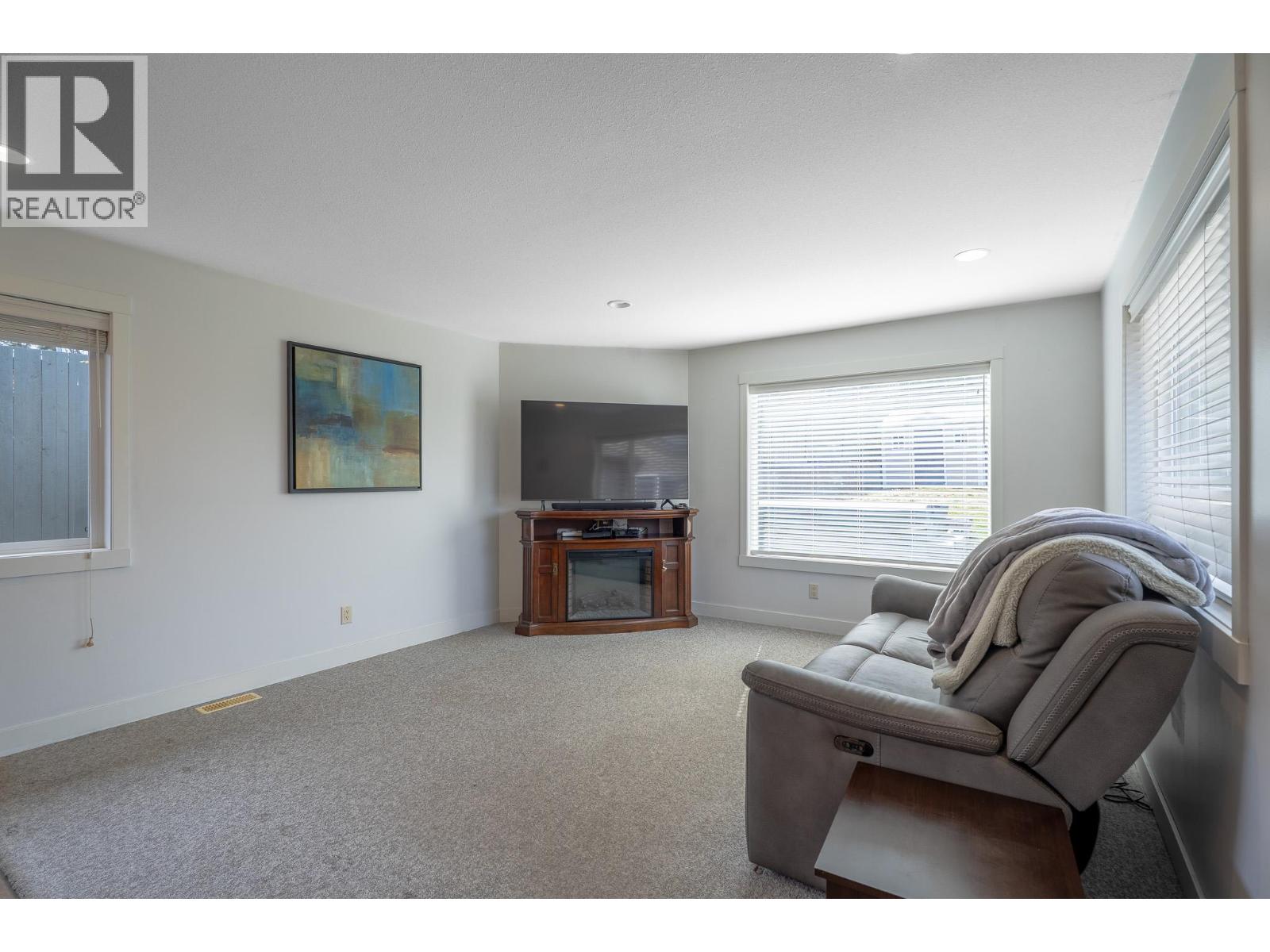 913 HUNTLEIGH Crescent, Kamloops