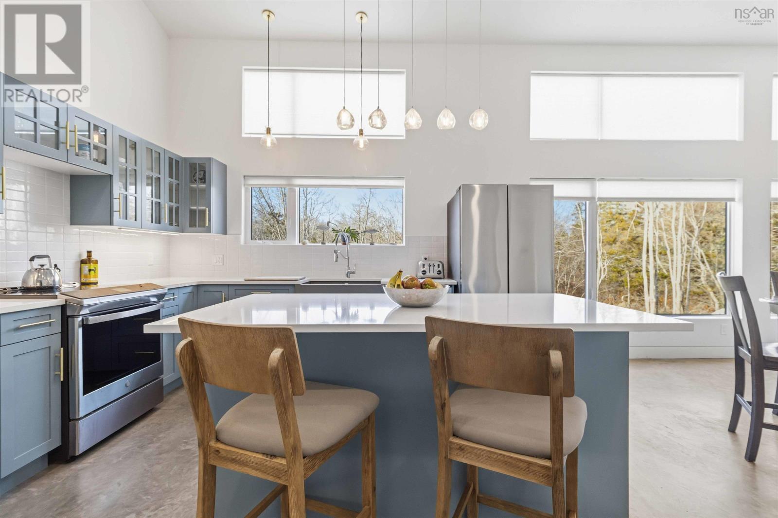 87 GOLDEN HORIZON DRIVE - 17