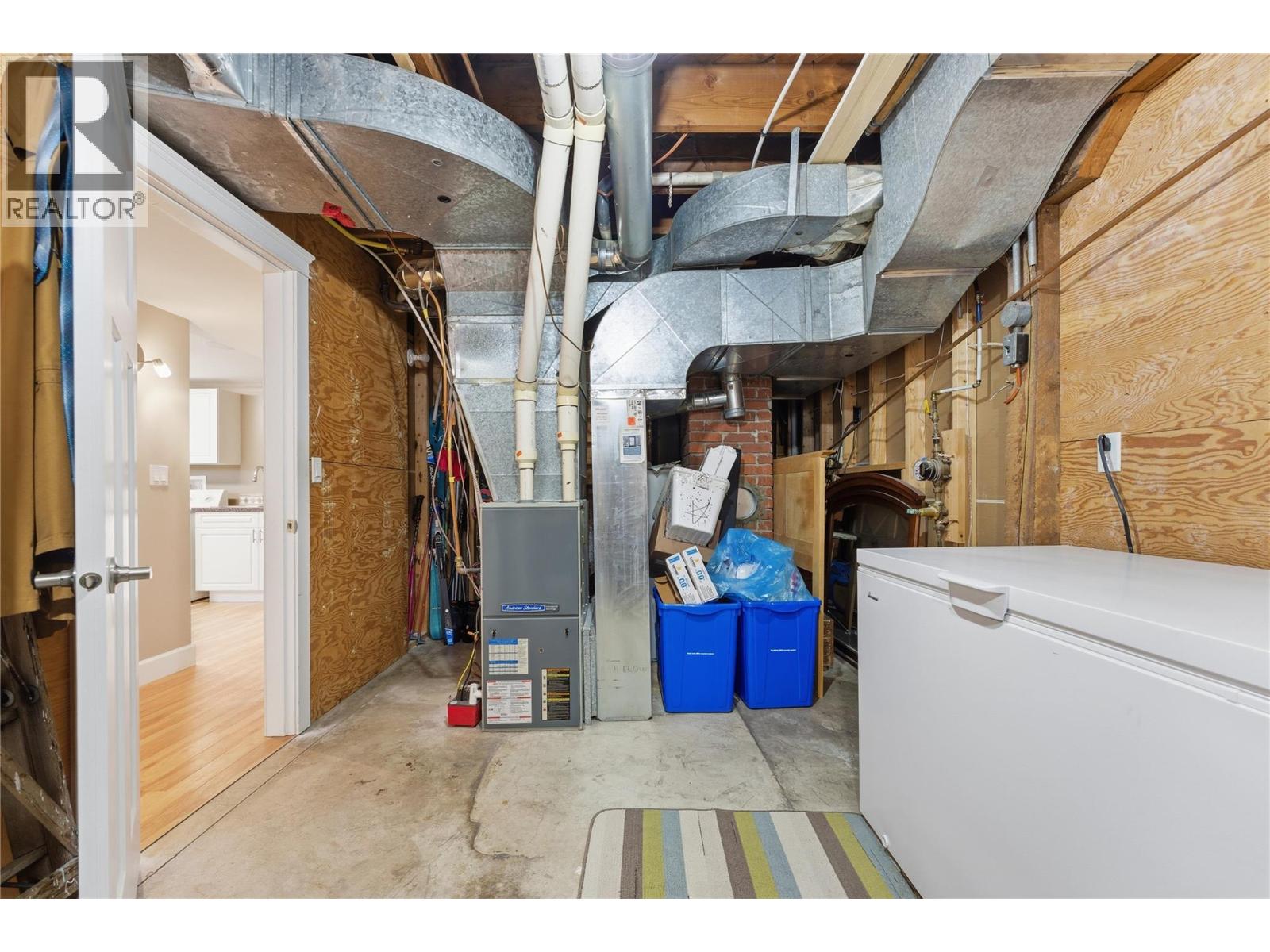 5928 L & A Road, Vernon