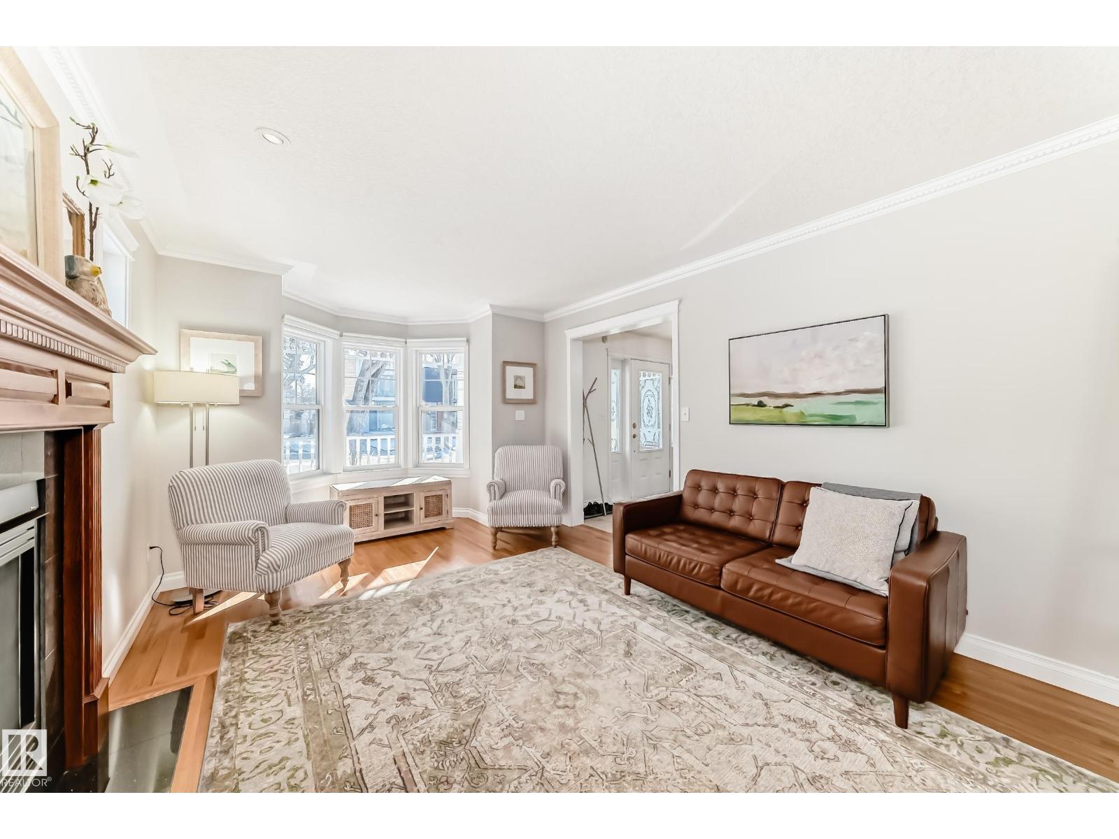 10812 128 ST NW, Edmonton