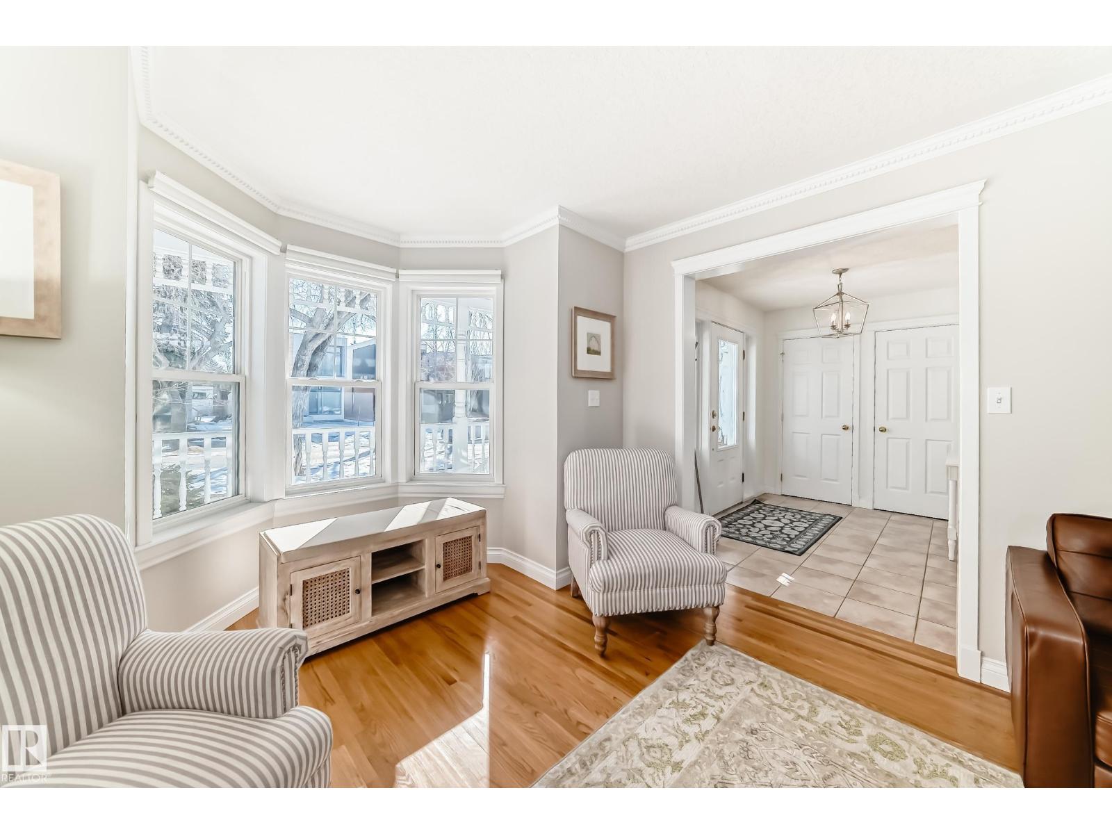 10812 128 ST NW, Edmonton