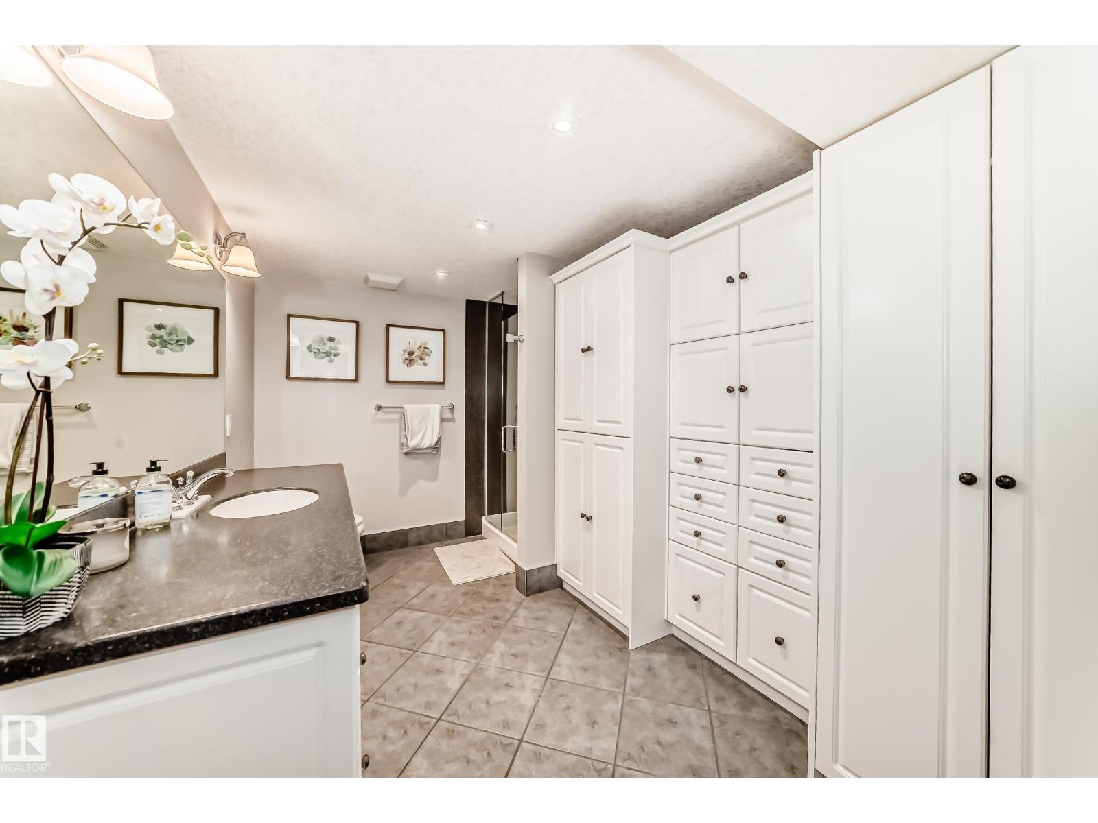 10812 128 ST NW, Edmonton