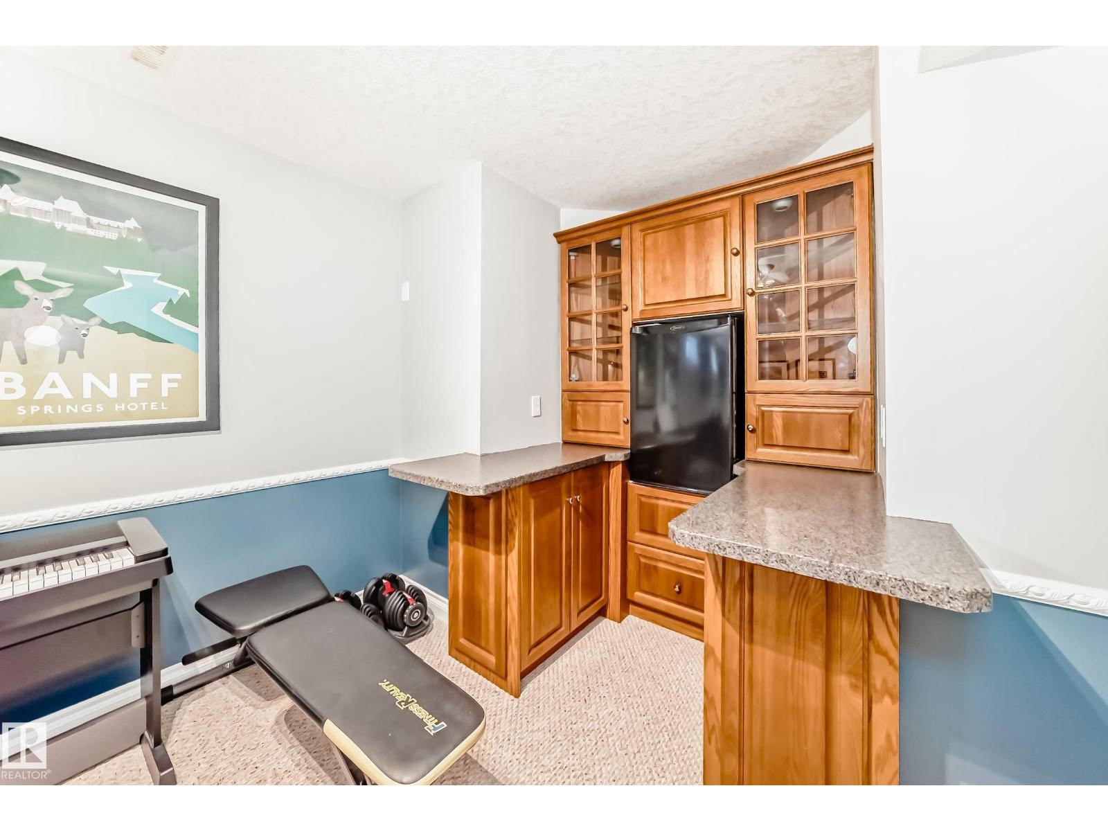 10812 128 ST NW, Edmonton