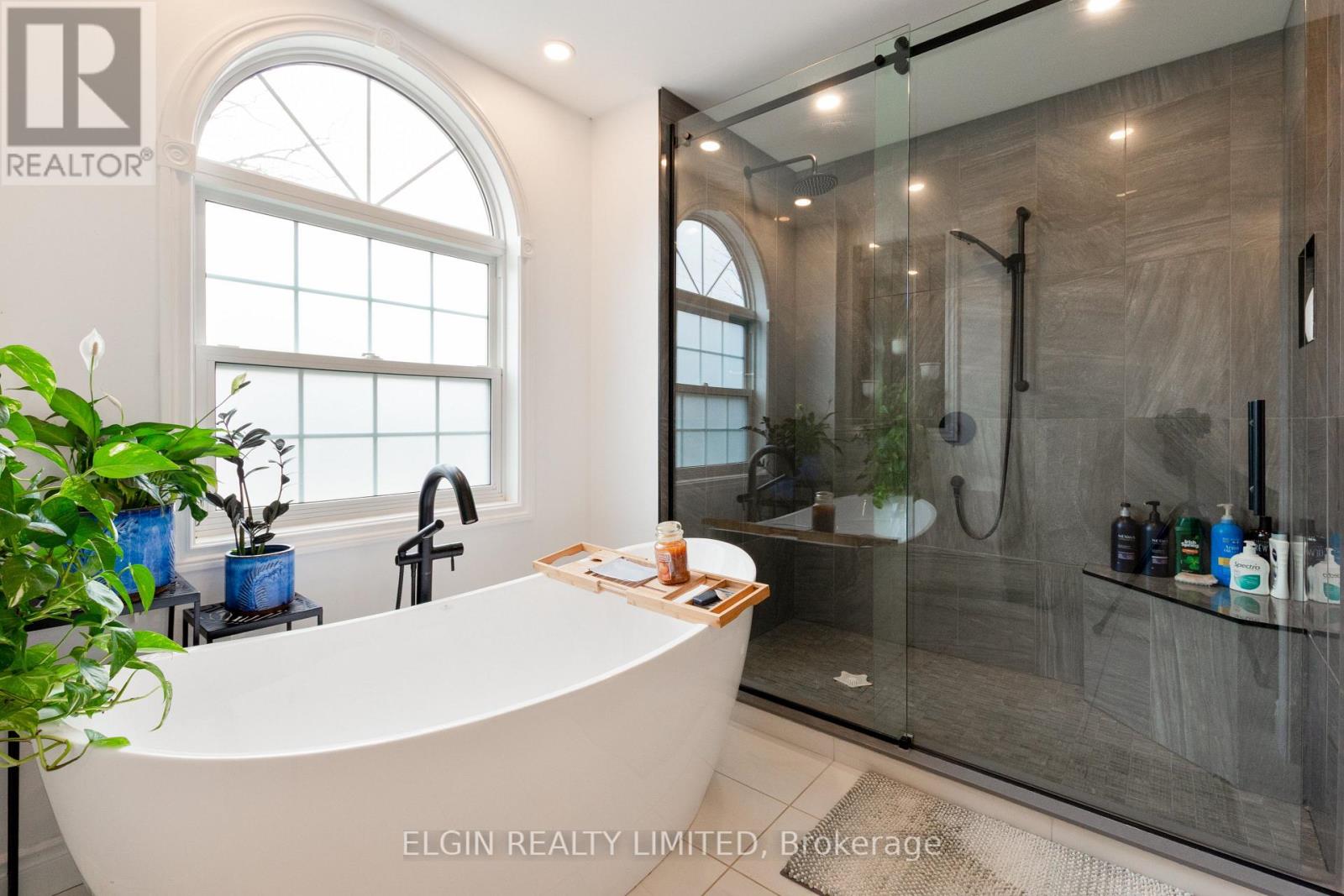 219 SUNSET DRIVE Property Photo