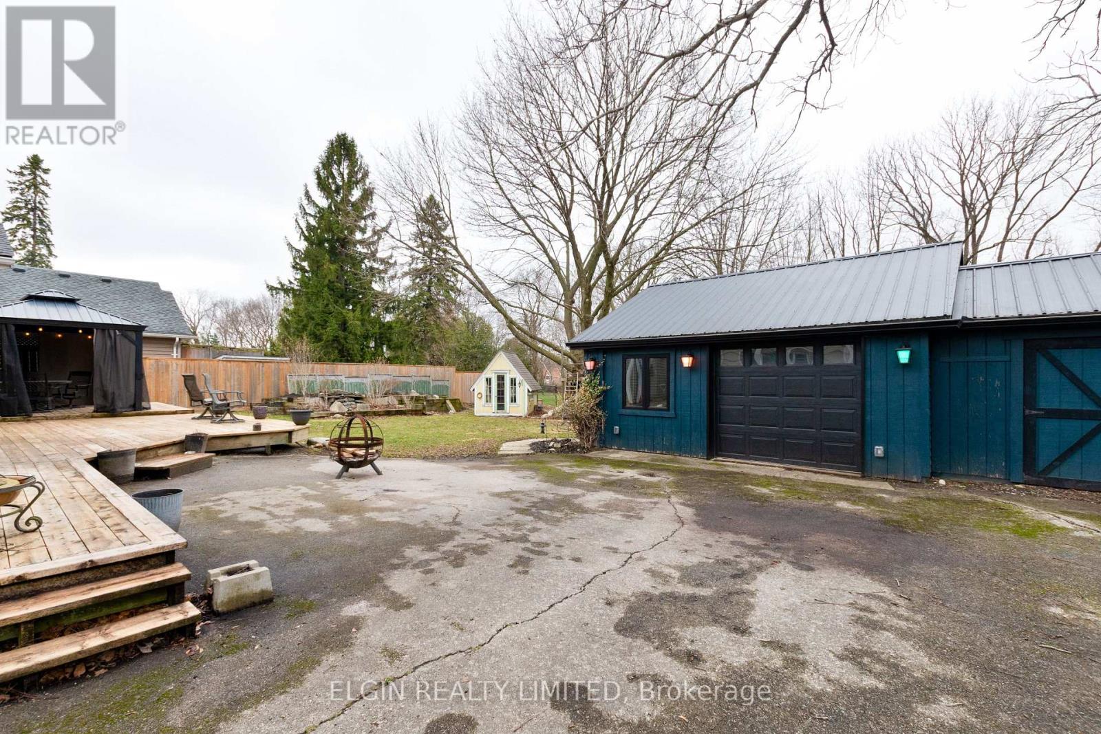 219 SUNSET DRIVE Property Photo