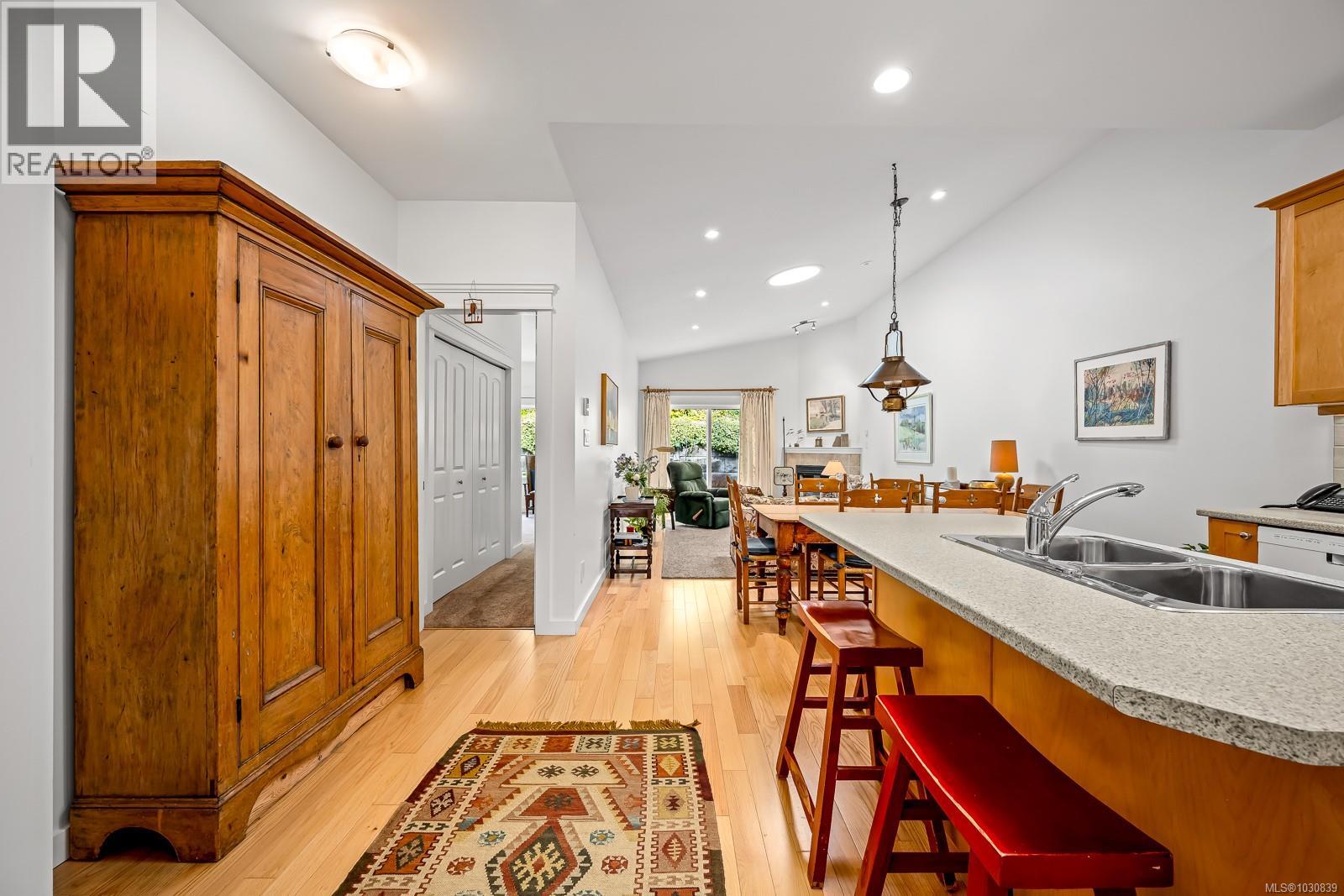 50 2001 Blue Jay Pl, Courtenay