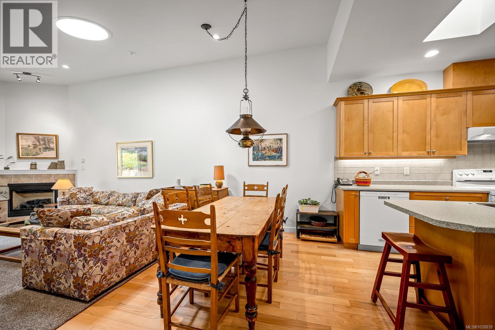 50 2001 Blue Jay Pl, Courtenay