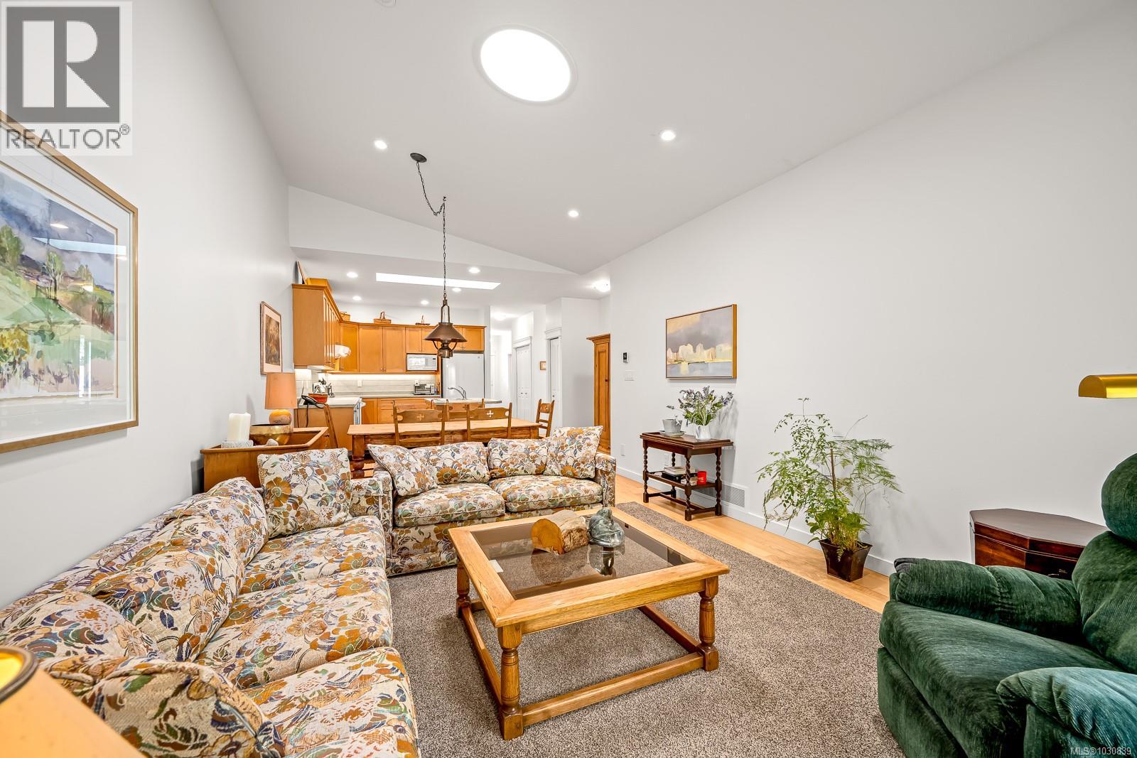 50 2001 Blue Jay Pl, Courtenay