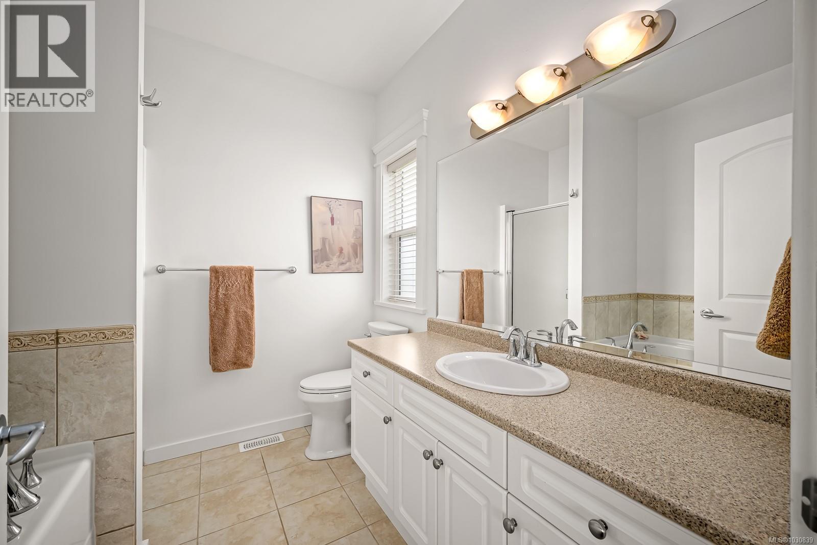 50 2001 Blue Jay Pl, Courtenay