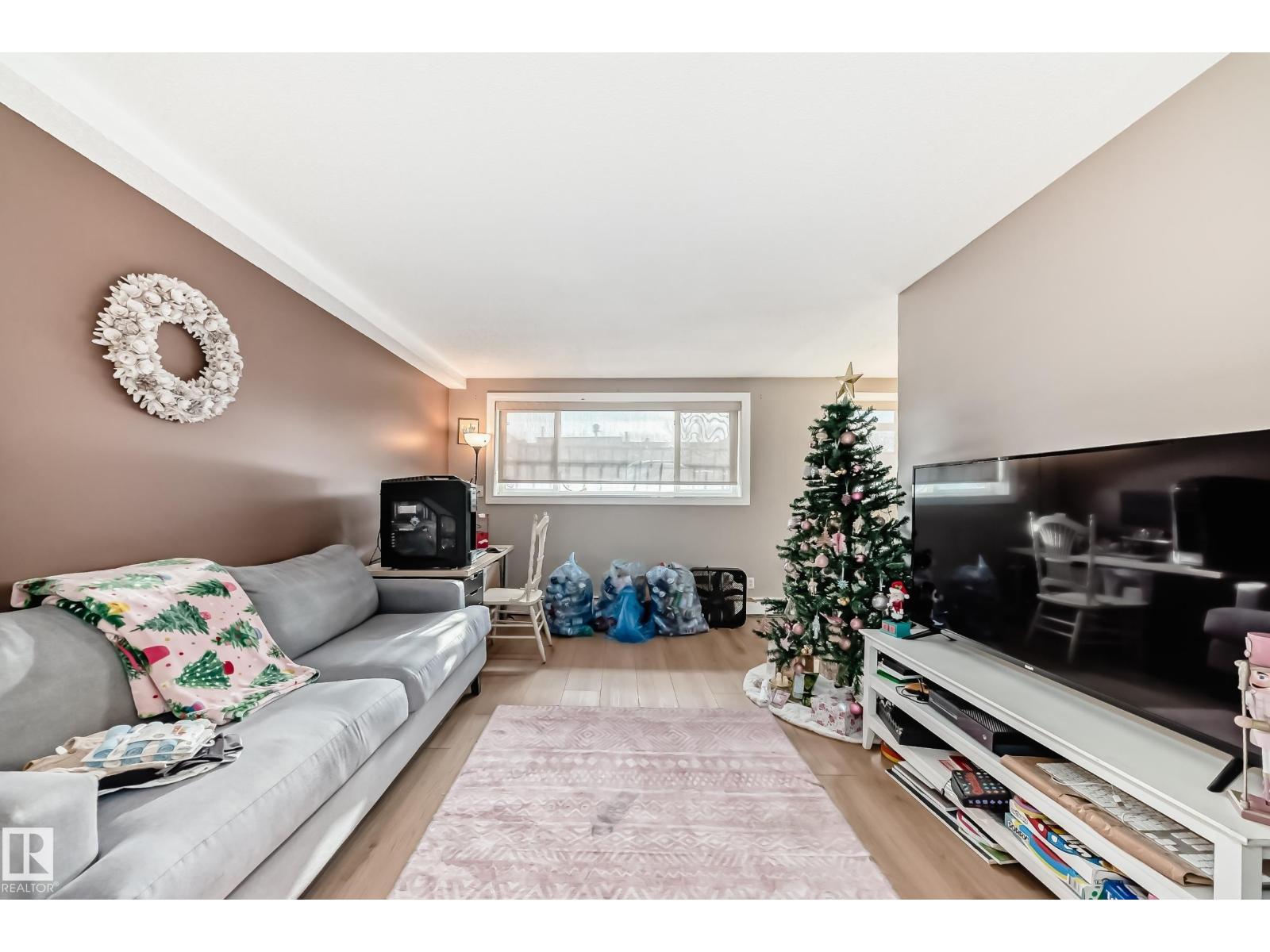 #102 10149 83 AV NW, Edmonton