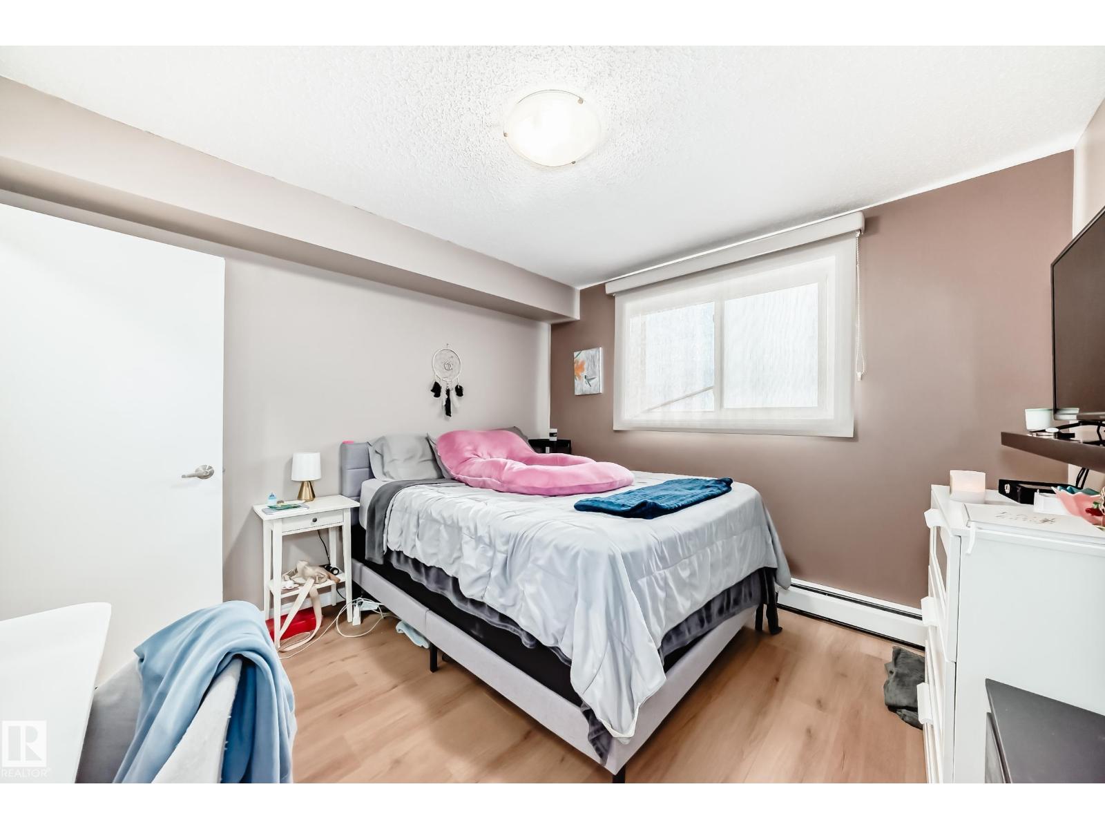 #102 10149 83 AV NW, Edmonton