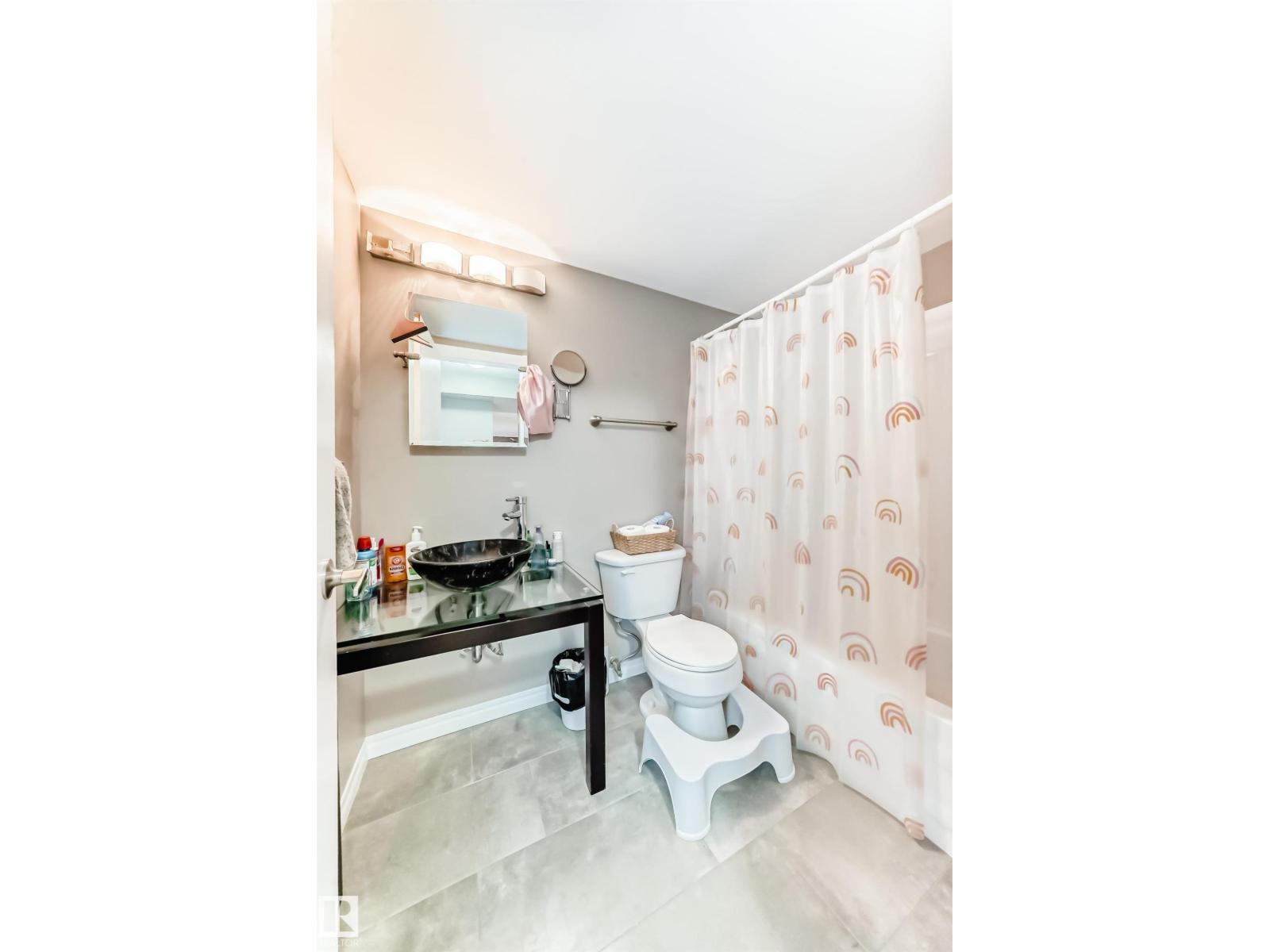 #102 10149 83 AV NW, Edmonton