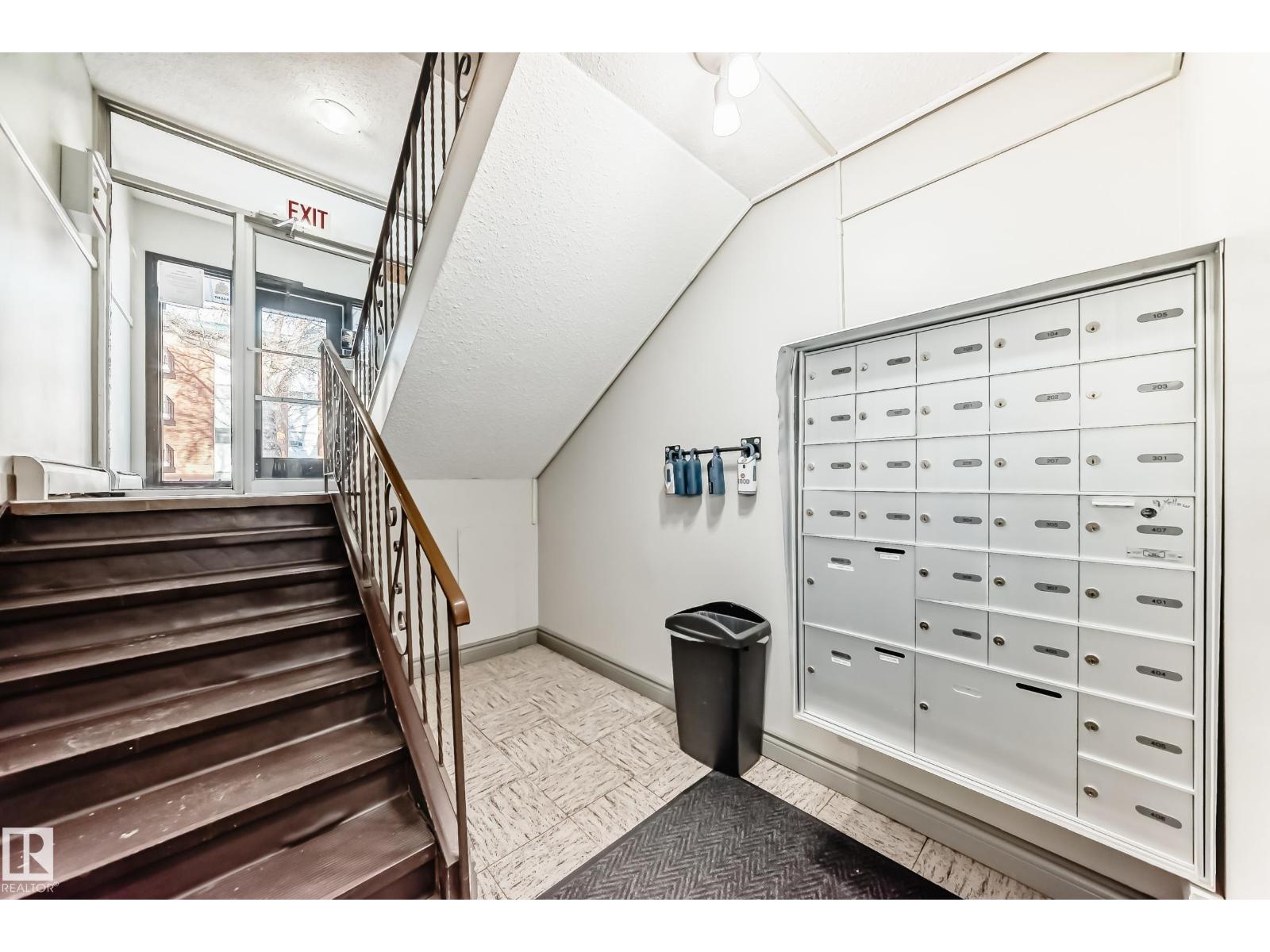 #102 10149 83 AV NW, Edmonton