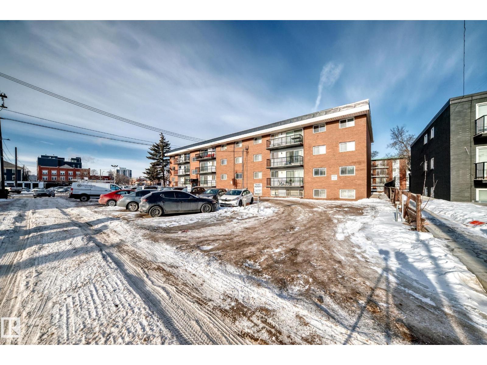 #102 10149 83 AV NW, Edmonton